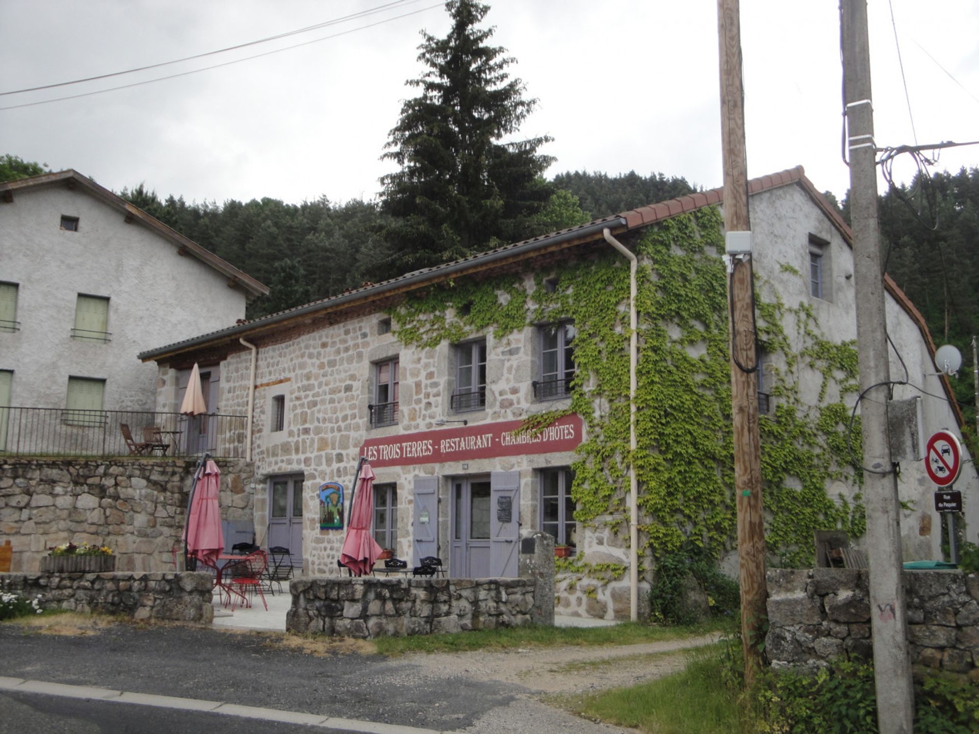 Otro en Usson-en-Forez, Auvernia-Ródano-Alpes 10047314