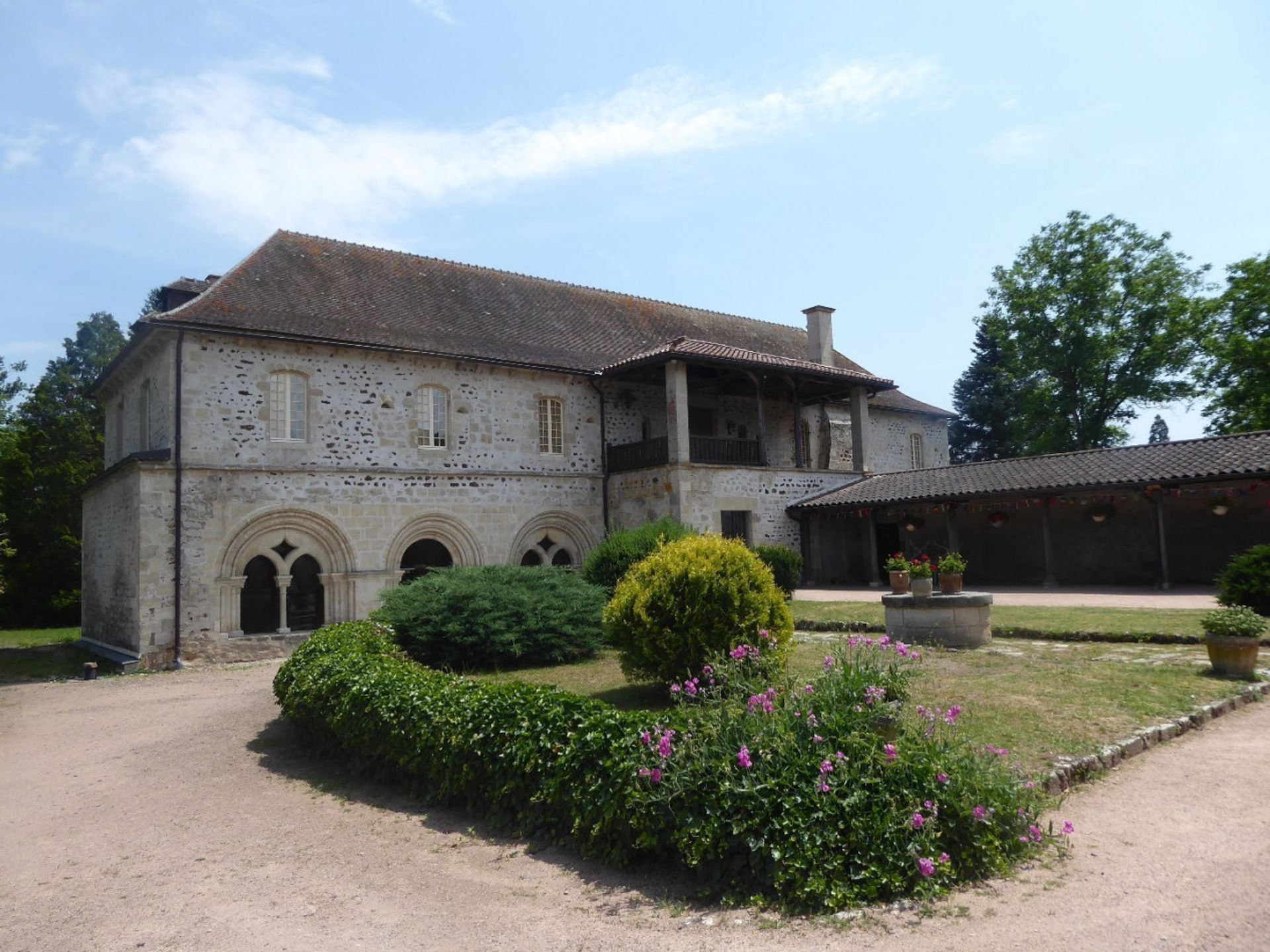 Muu sisään Saint-Didier-la-Forêt, Auvergne-Rhône-Alpes 10047340