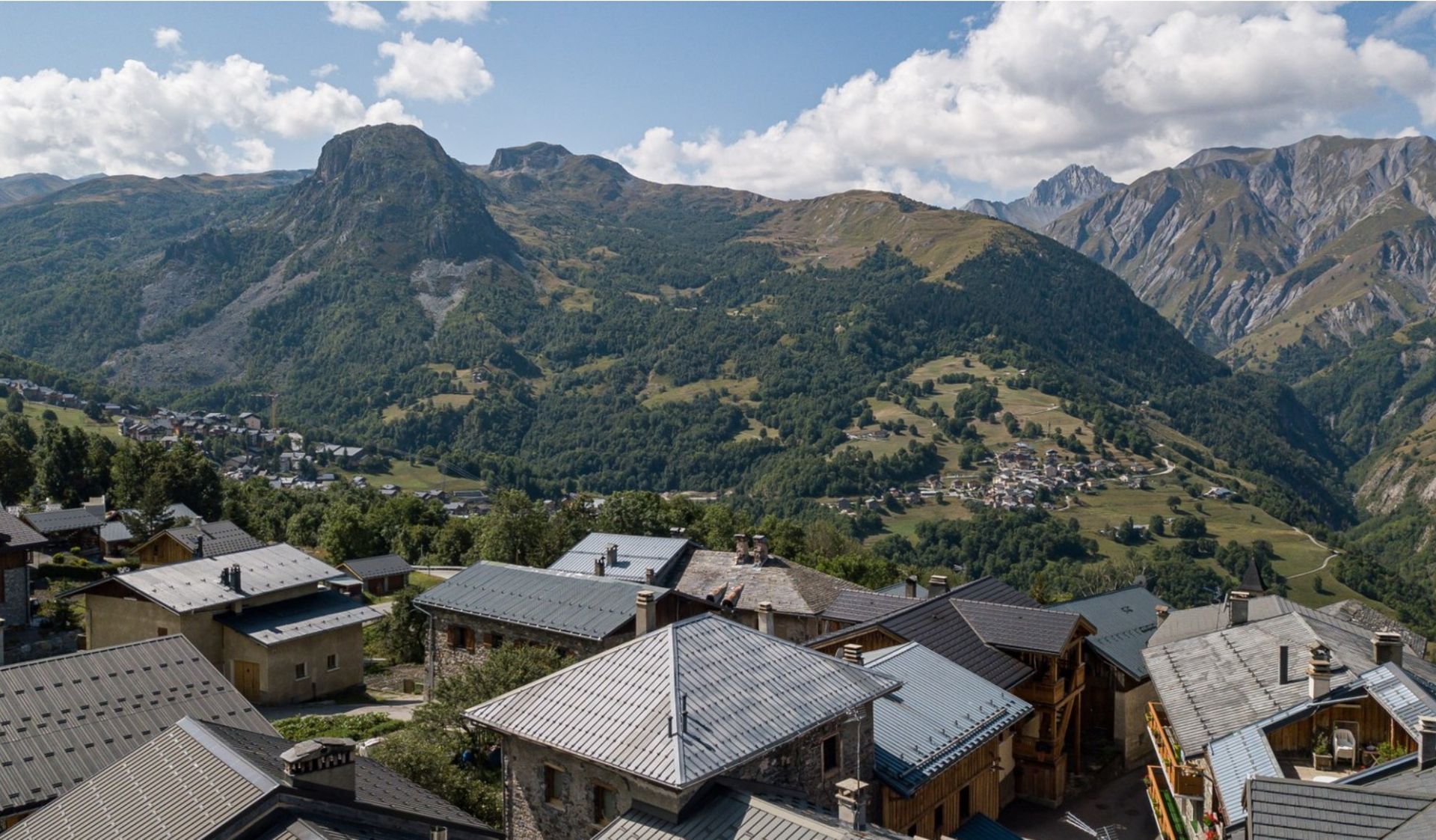 Hus i Saint-Martin-de-Belleville, Auvergne-Rhône-Alpes 10048385