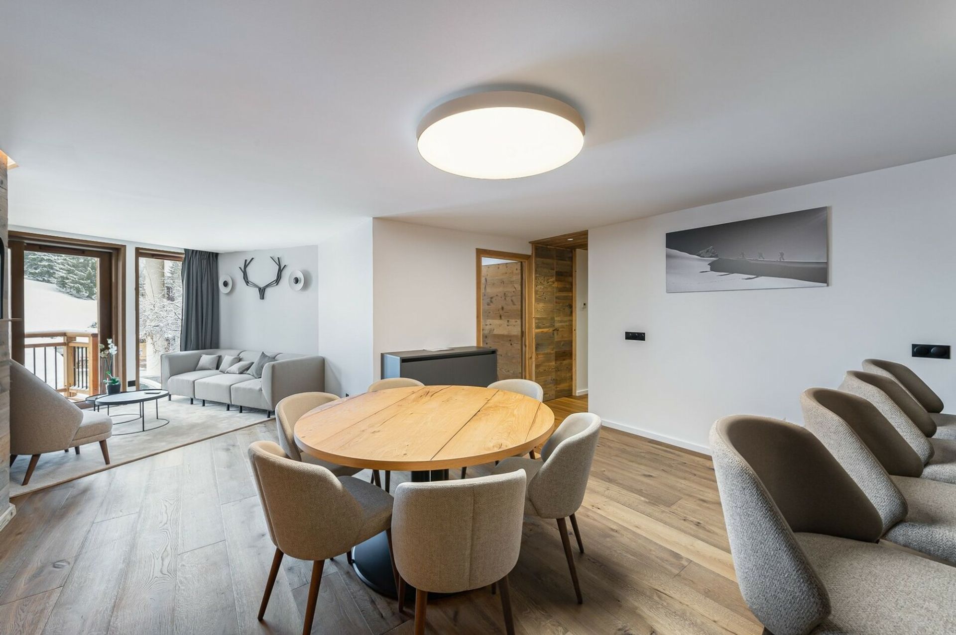 Condominium in Courchevel, Auvergne-Rhône-Alpes 10048420