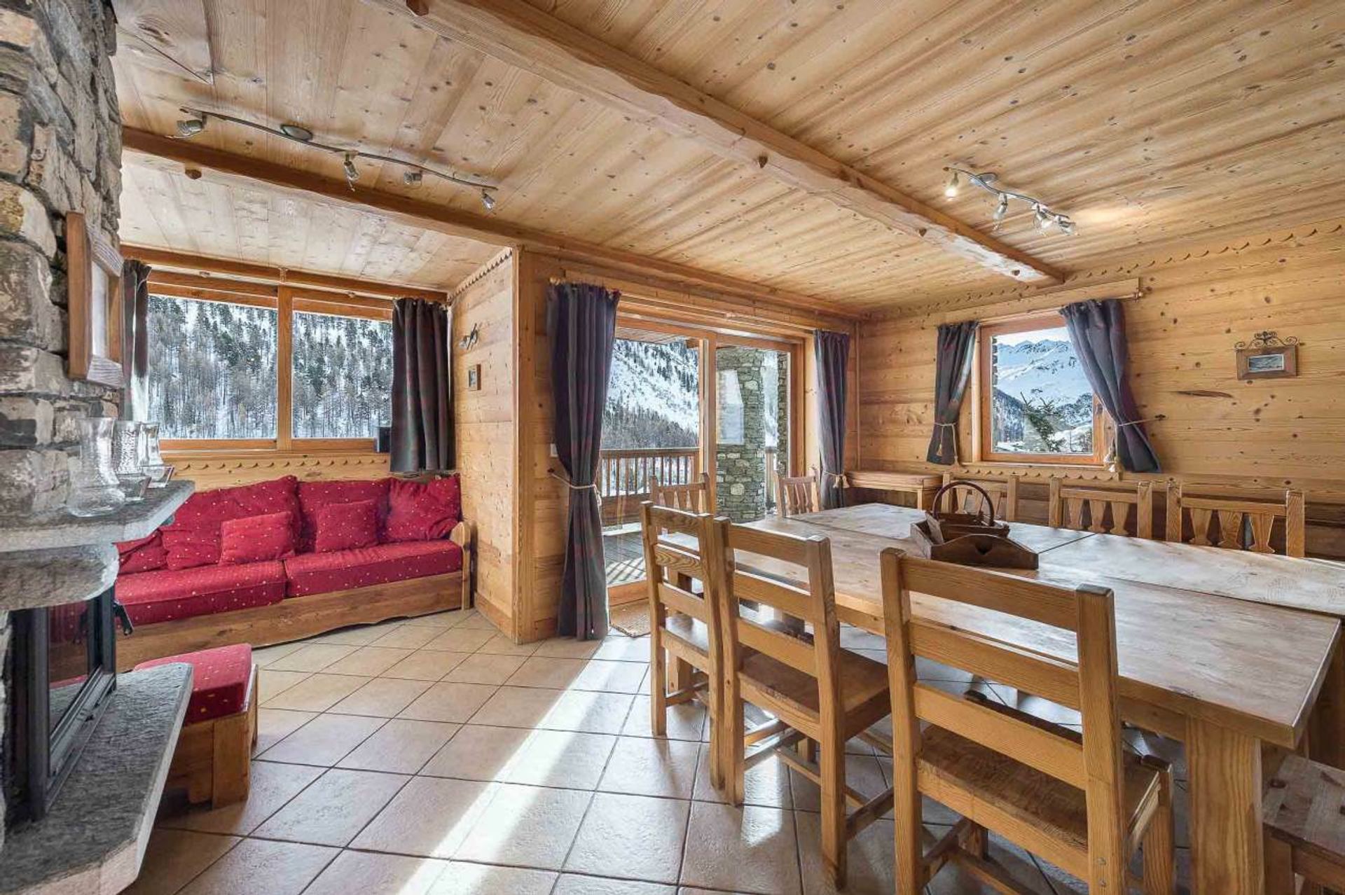 Rumah di Val-d'Isere, Auvergne-Rhone-Alpes 10048453