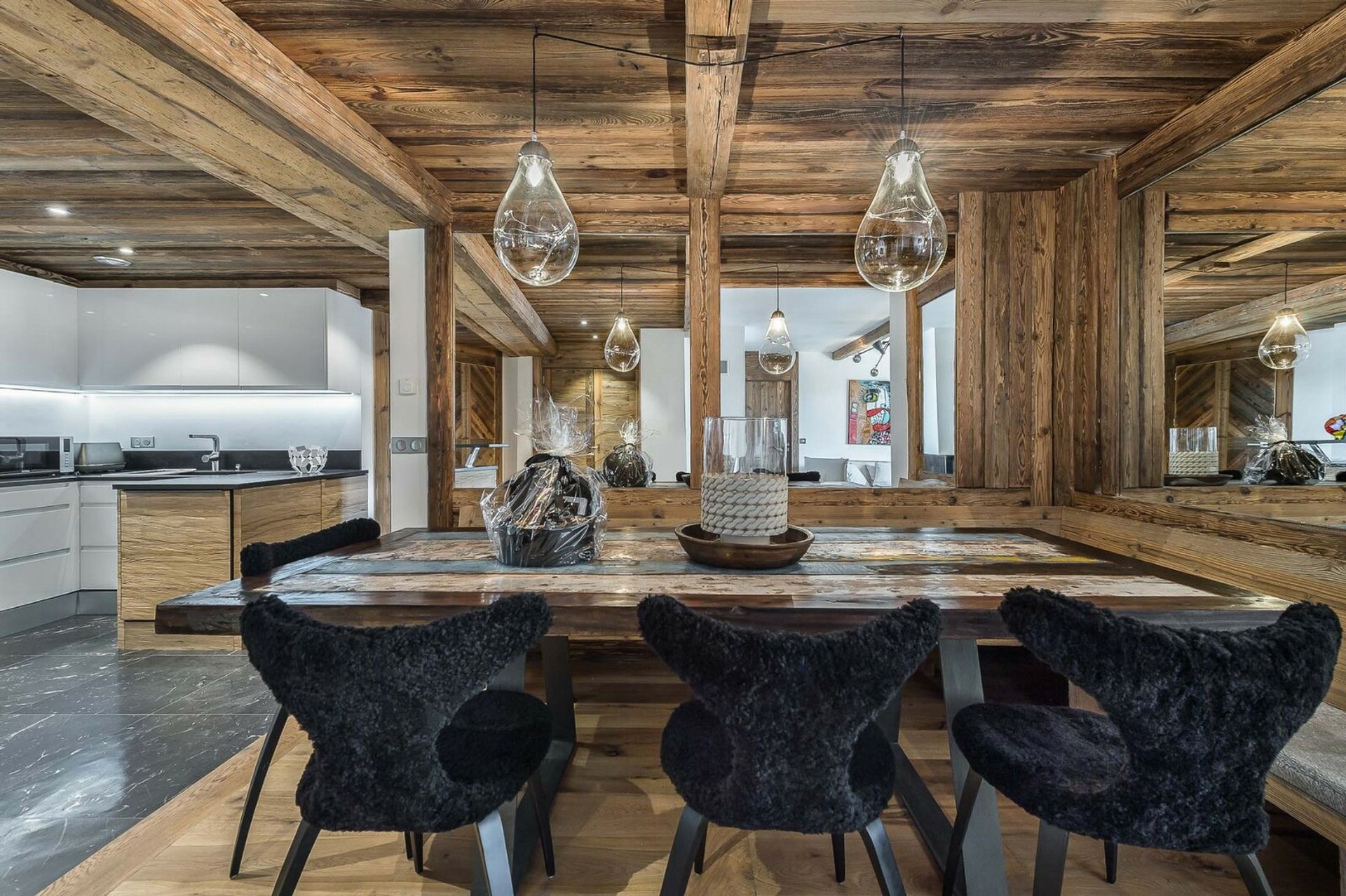 Condominium in Val-D'isere, Savoie 10048492