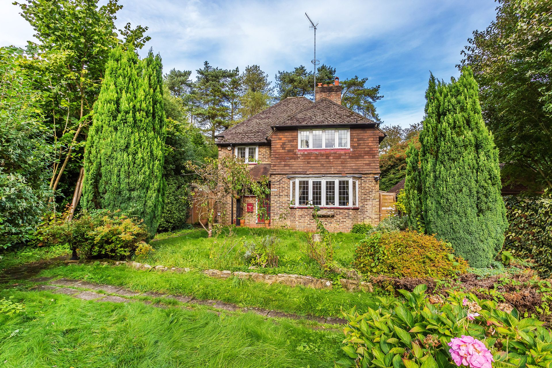 casa en Merstham, Surrey 10048614