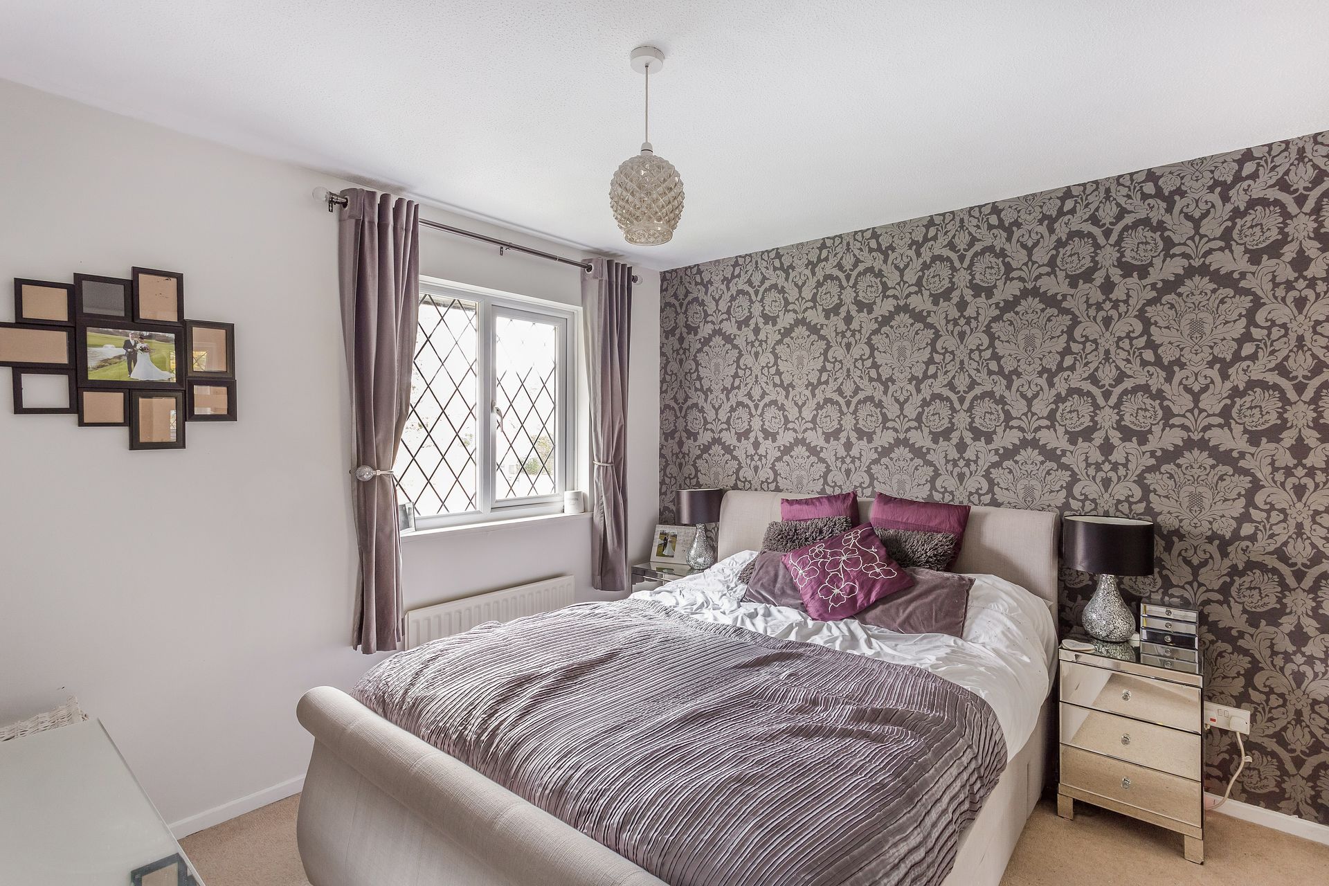 House in Horley, Surrey 10048626