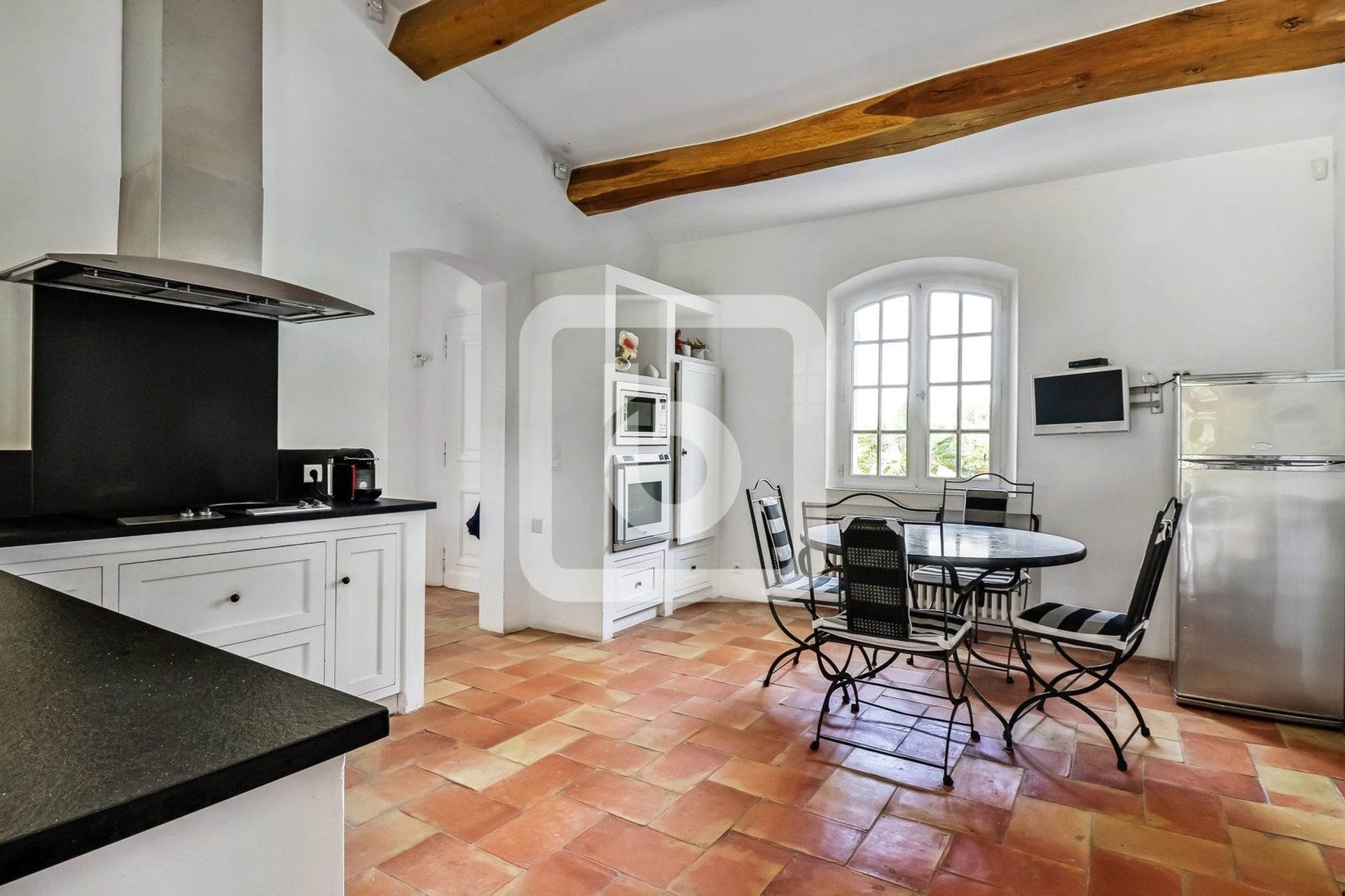 Rumah di Saint Tropez, Provence-Alpes-Cote D'azur 10048789