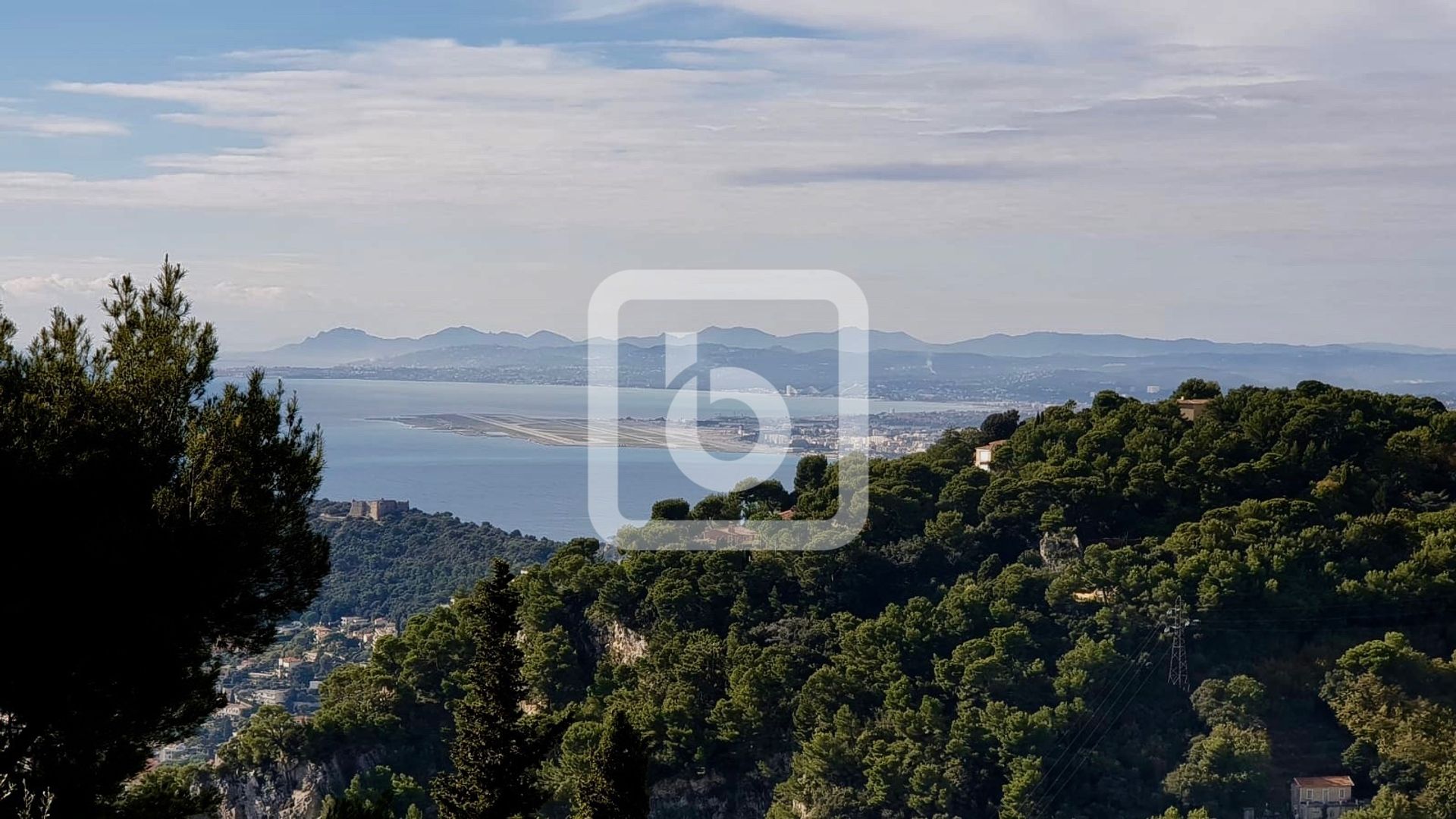 بيت في Villefranche Sur Mer, Provence-Alpes-Cote D'azur 10048803