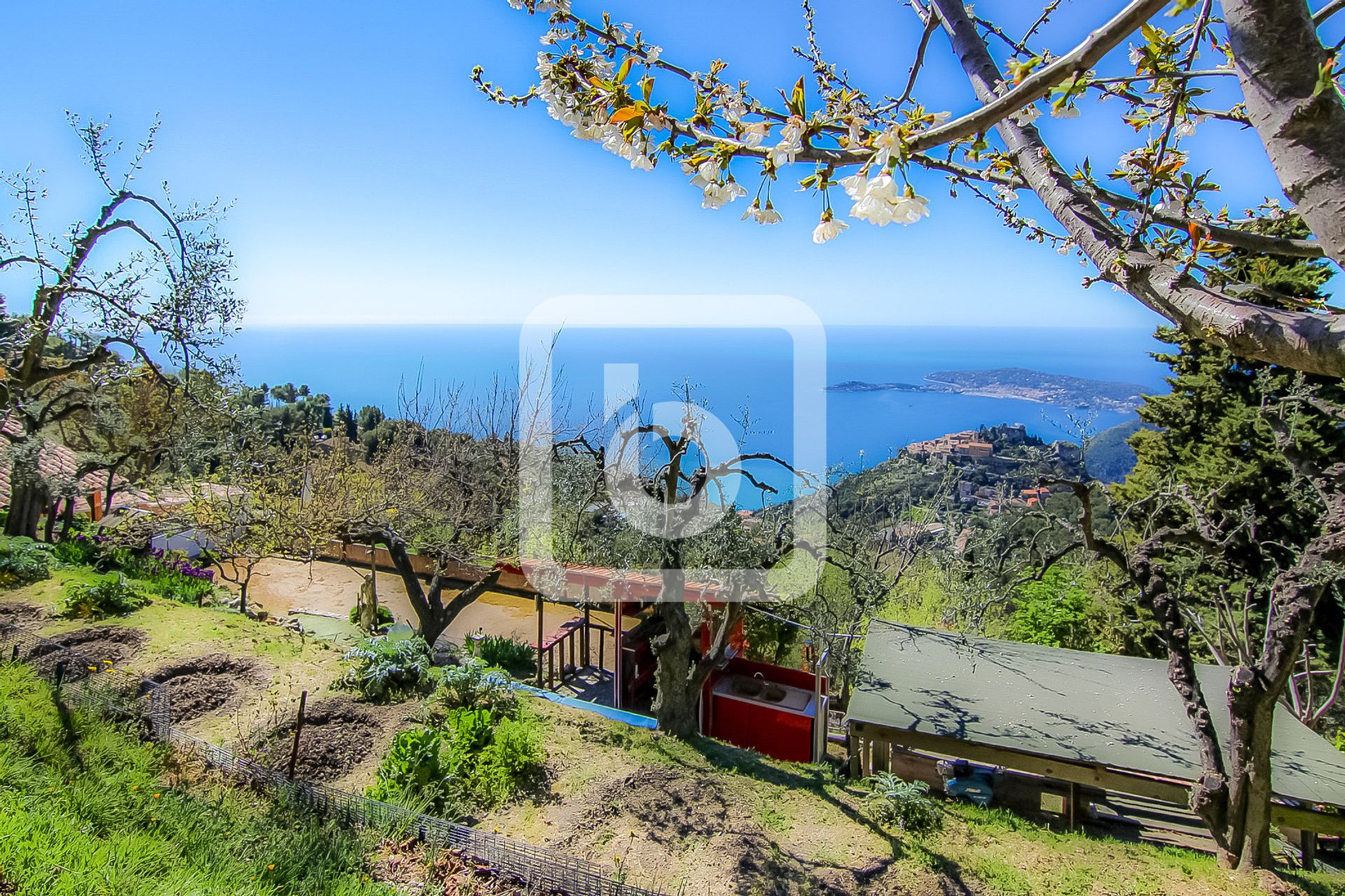 Tierra en Eze, Provence-Alpes-Cote D'azur 10048829