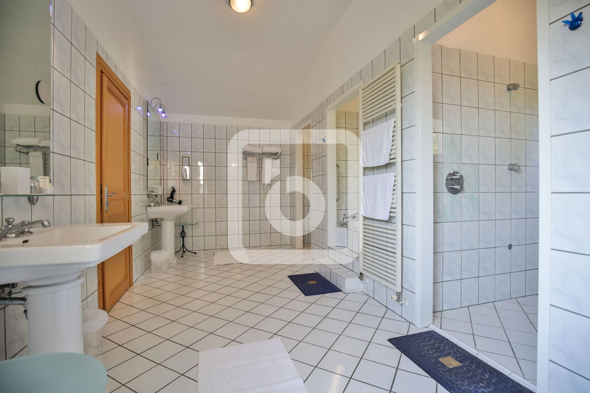 Haus im Saint Paul De Vence, Provence-Alpes-Cote D'azur 10048834