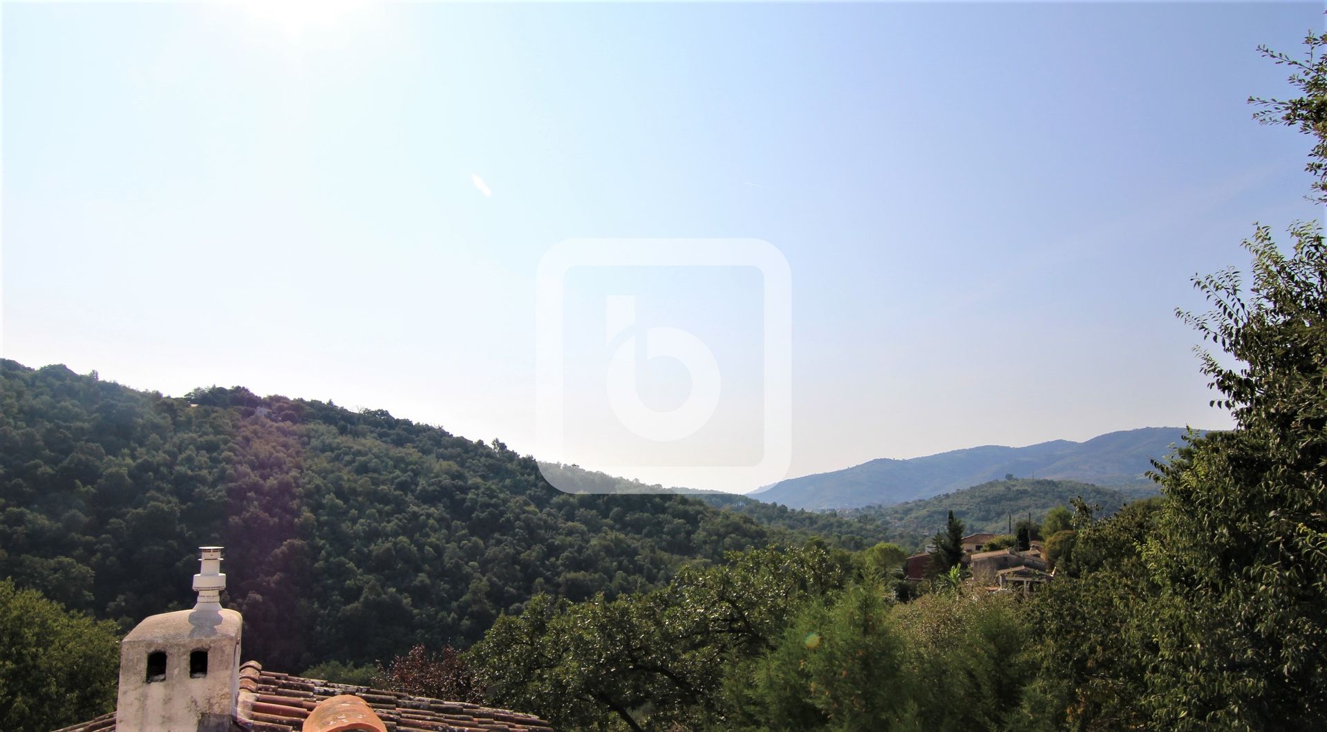 Hus i Auribeau Sur Siagne, Provence-Alpes-Cote D'azur 10048843