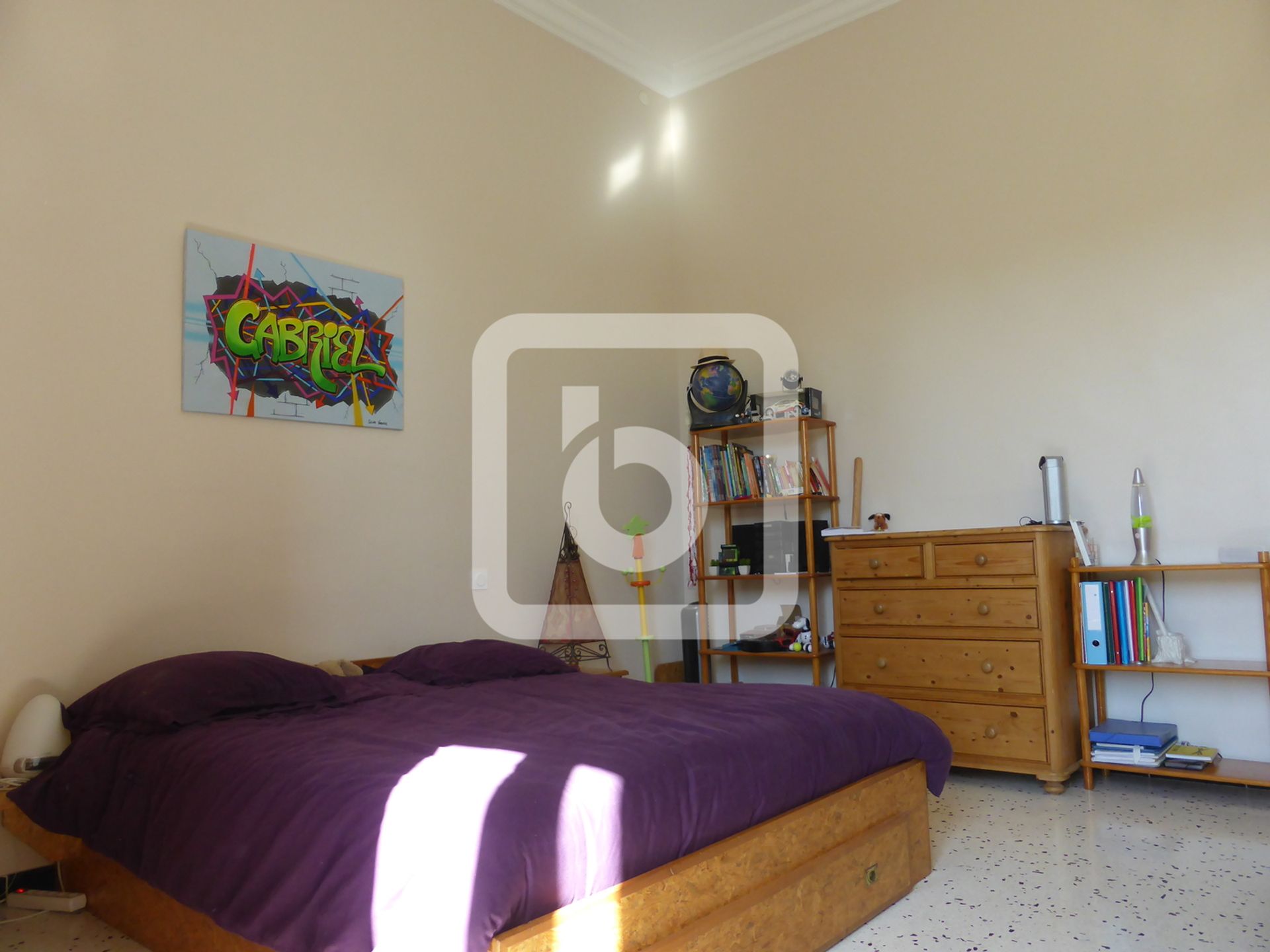 loger dans Nimes, Languedoc-Roussillon 10048891