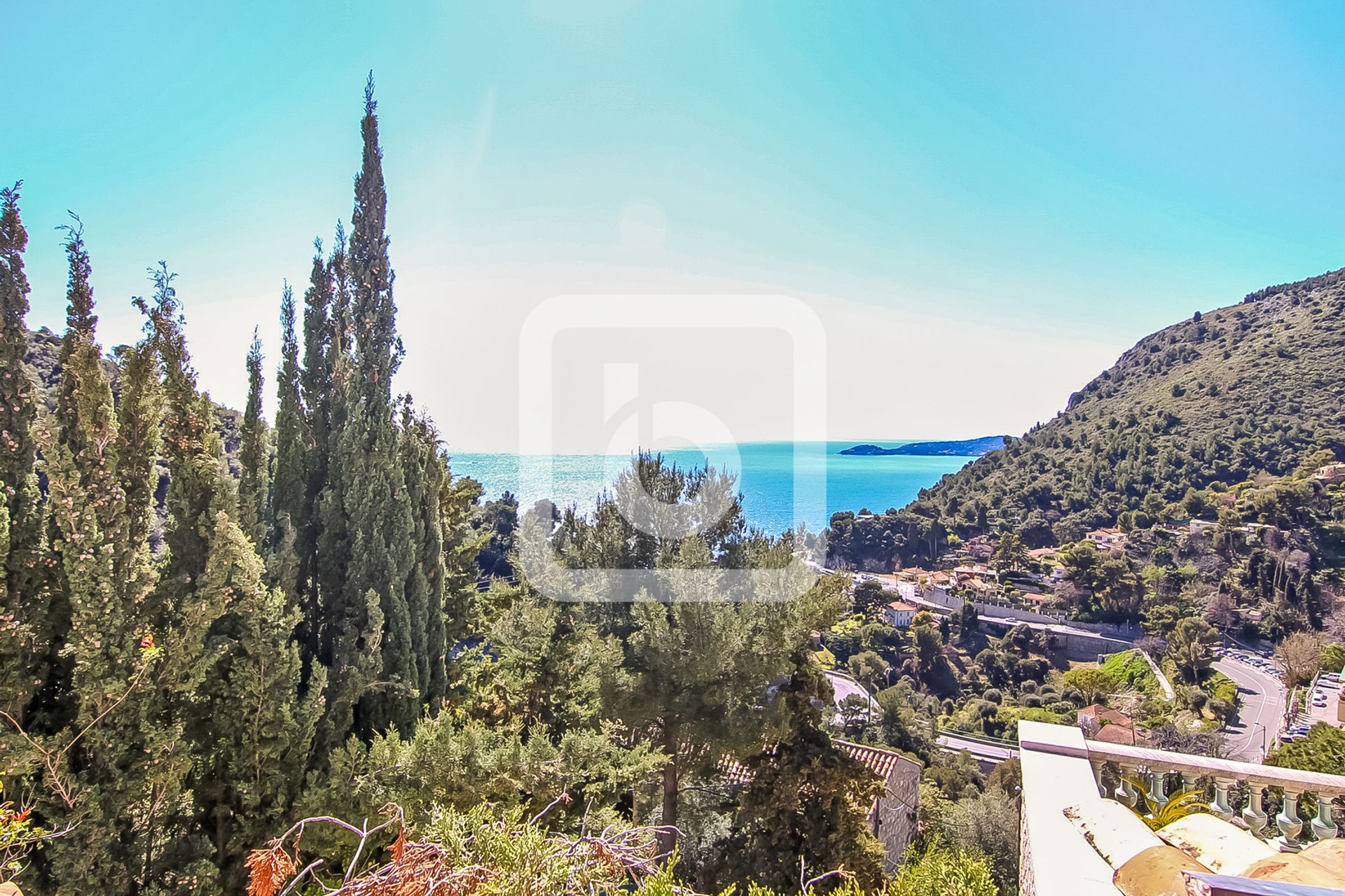 집 에 Eze, Provence-Alpes-Cote D'azur 10048906