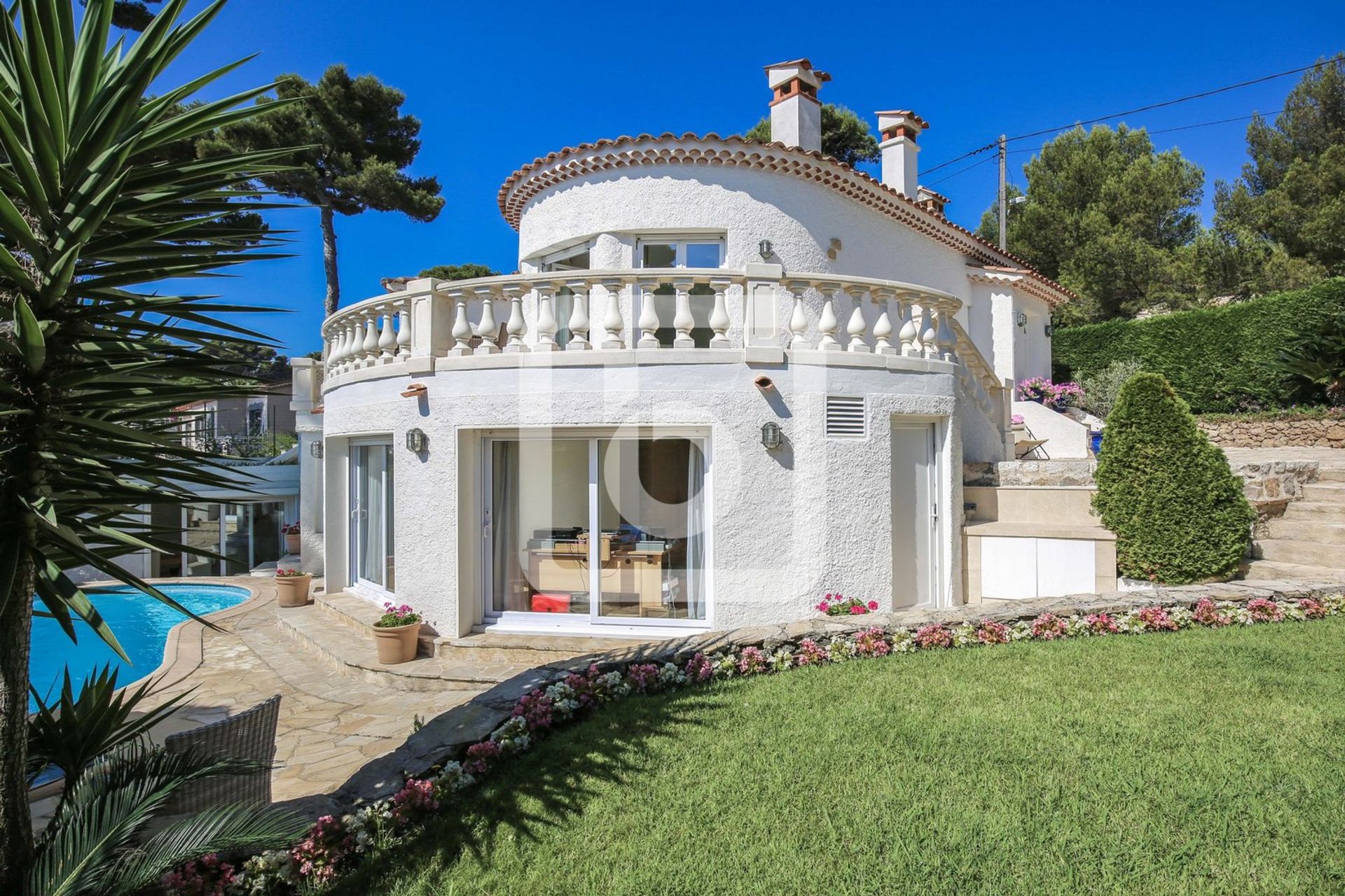 жилой дом в Cap d'Antibes, Provence-Alpes-Cote D'azur 10048987