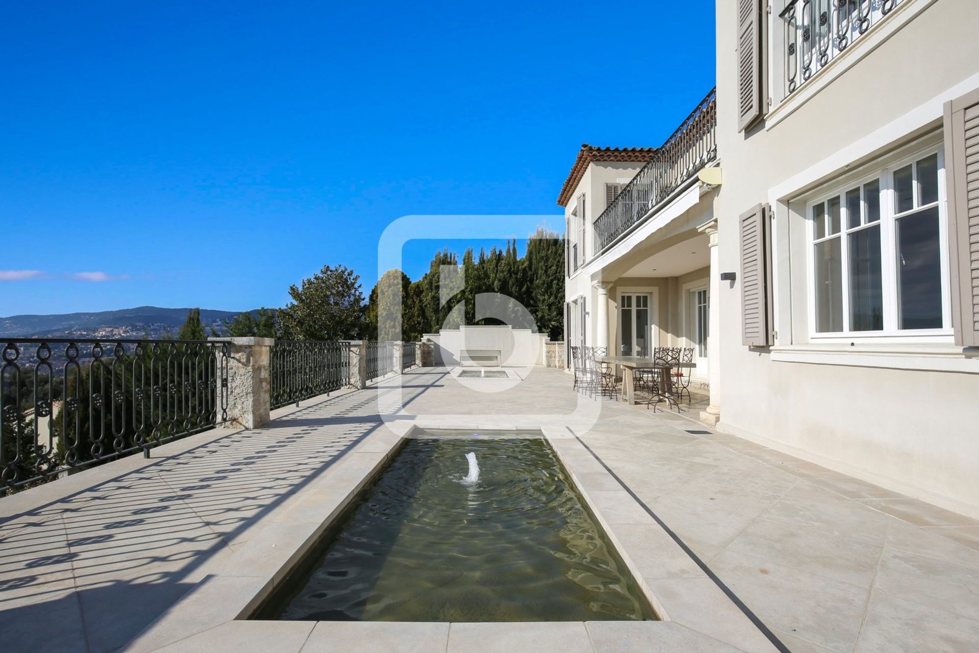 rumah dalam Plascassier, Provence-Alpes-Cote D'azur 10048993