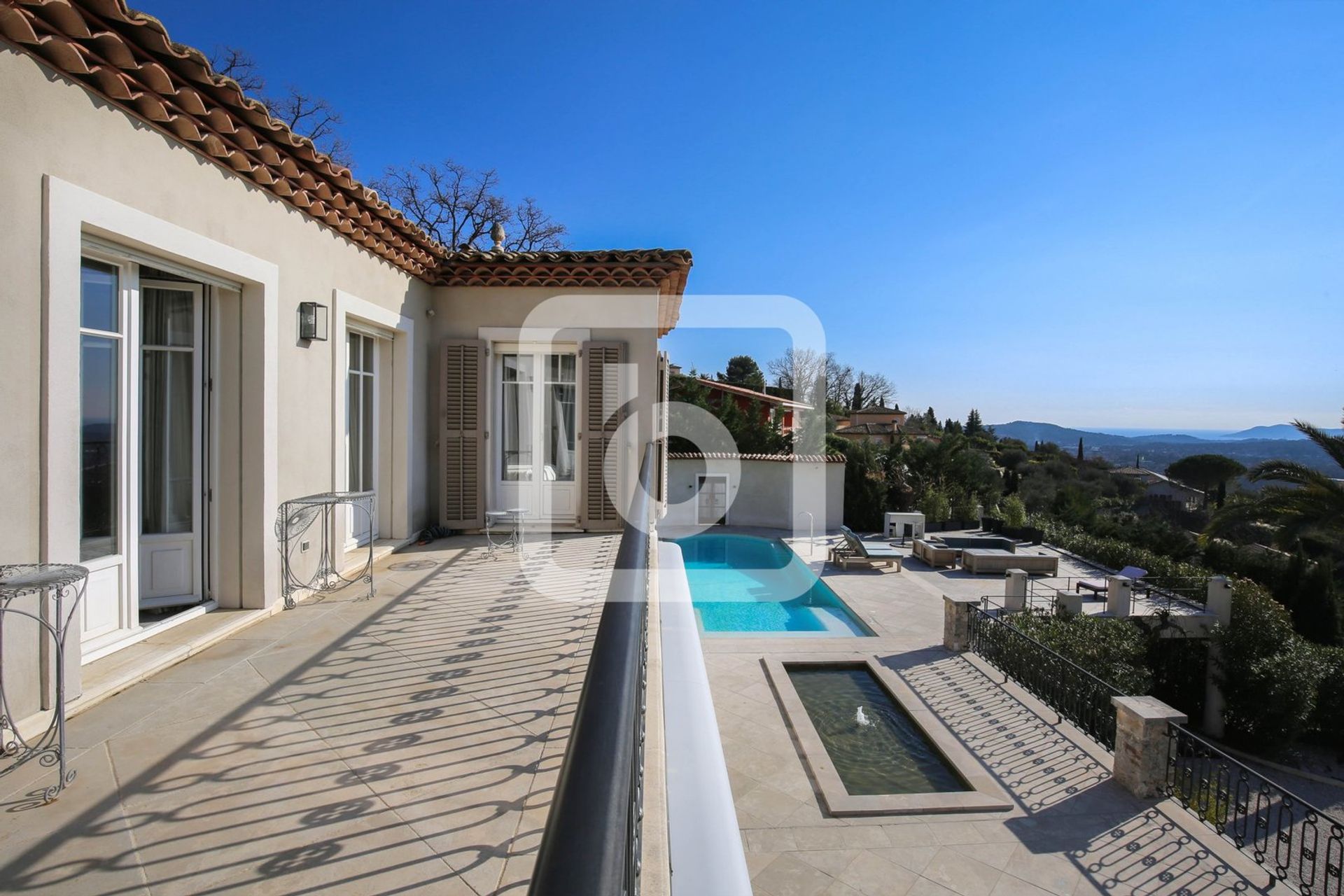 rumah dalam Plascassier, Provence-Alpes-Cote D'azur 10048993