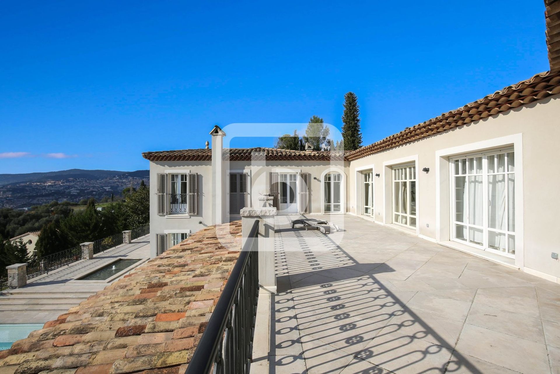 Hus i Plascassier, Provence-Alpes-Cote D'azur 10048993