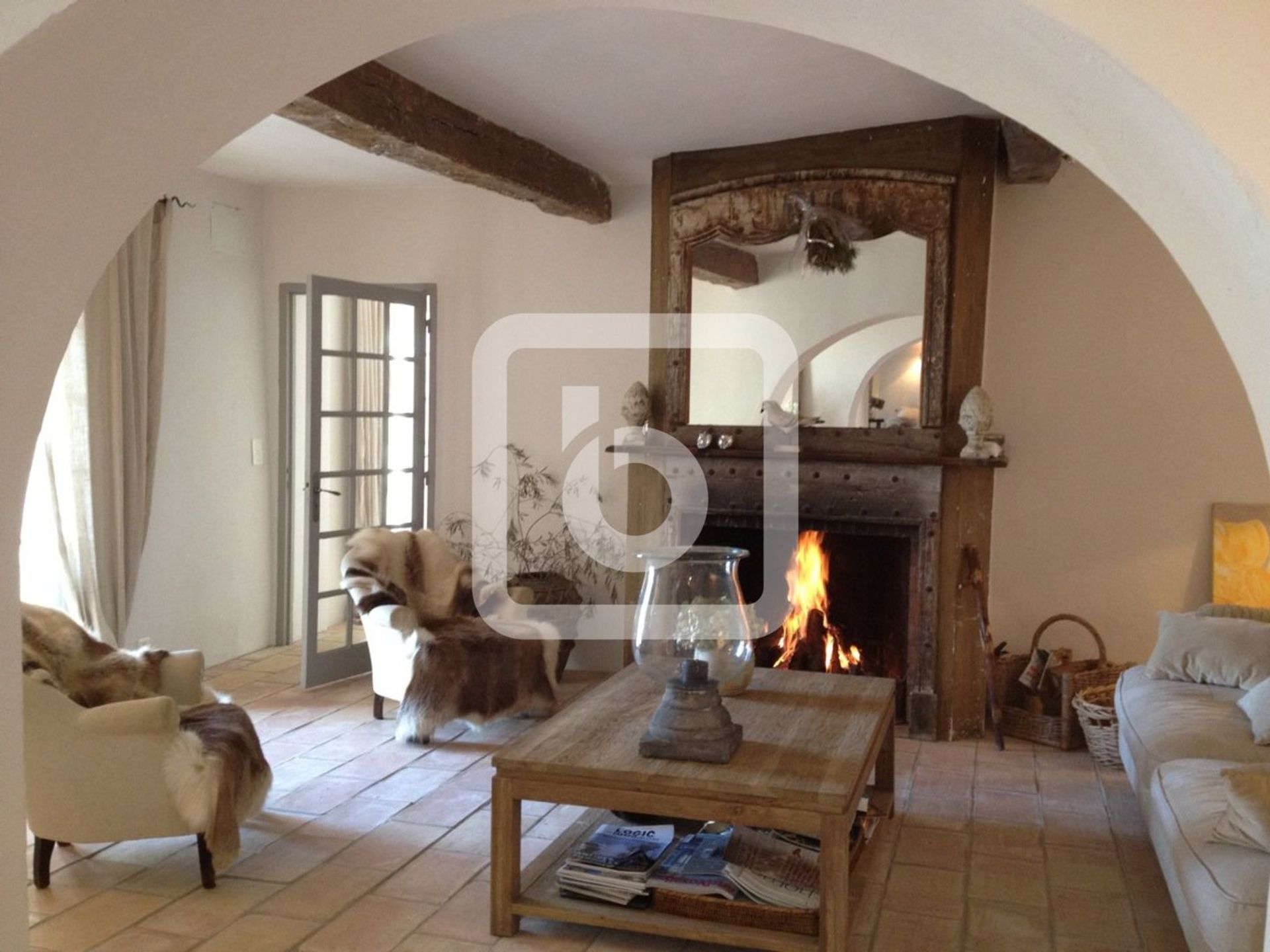 Casa nel Chateauneuf-Grasse, Provenza-Alpi-Costa Azzurra 10048996