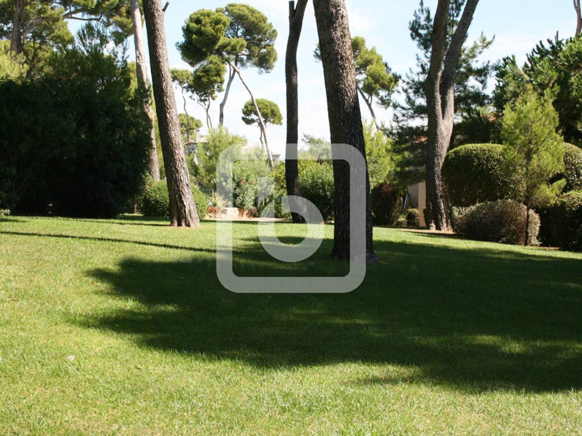 קוֹנדוֹמִינִיוֹן ב Cap d'Antibes, Provence-Alpes-Cote D'azur 10048999