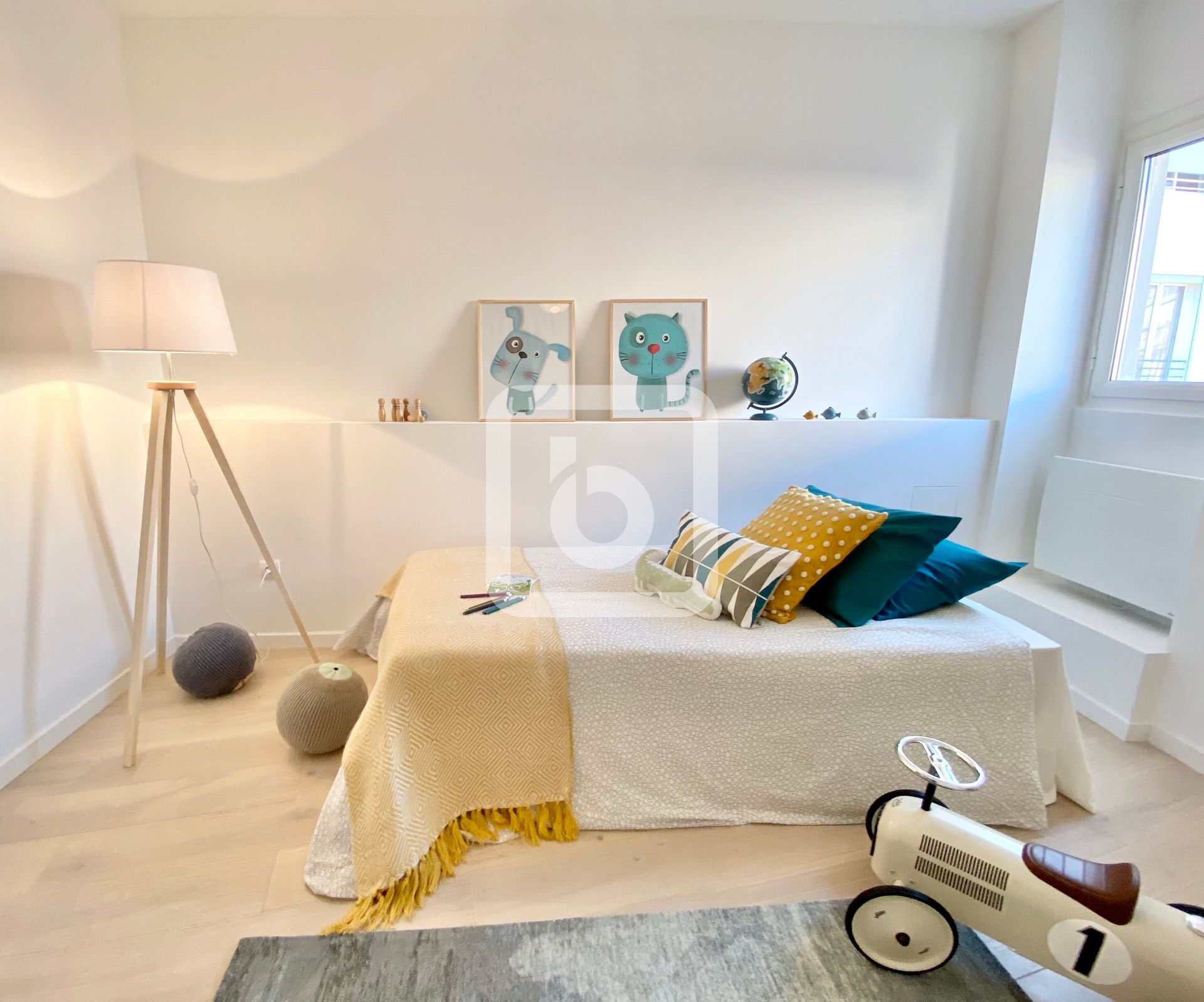 Condominium in Nice, Provence-Alpes-Cote D'azur 10049066