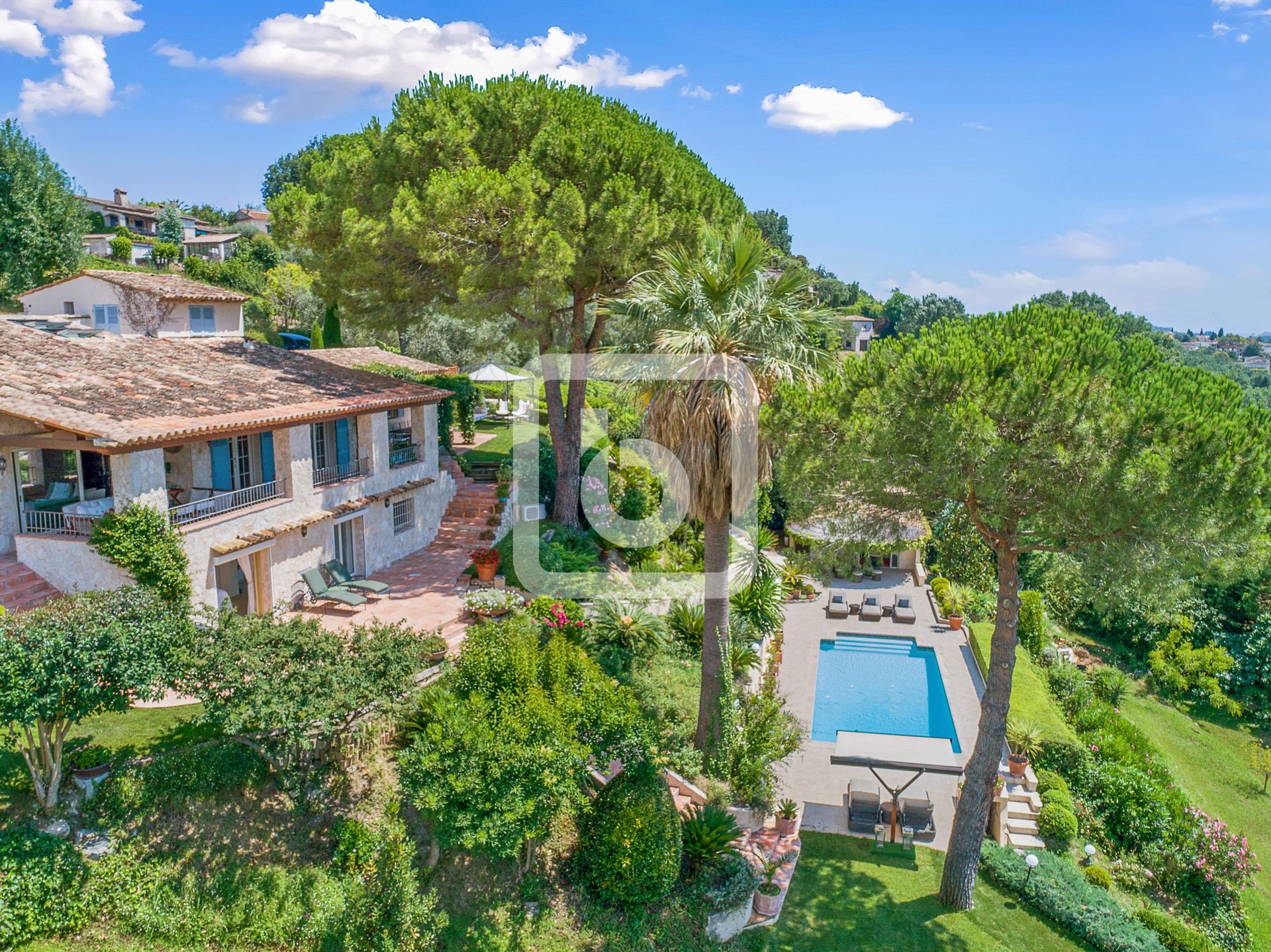 casa no Saint Paul De Vence, Provence-Alpes-Cote D'azur 10049081