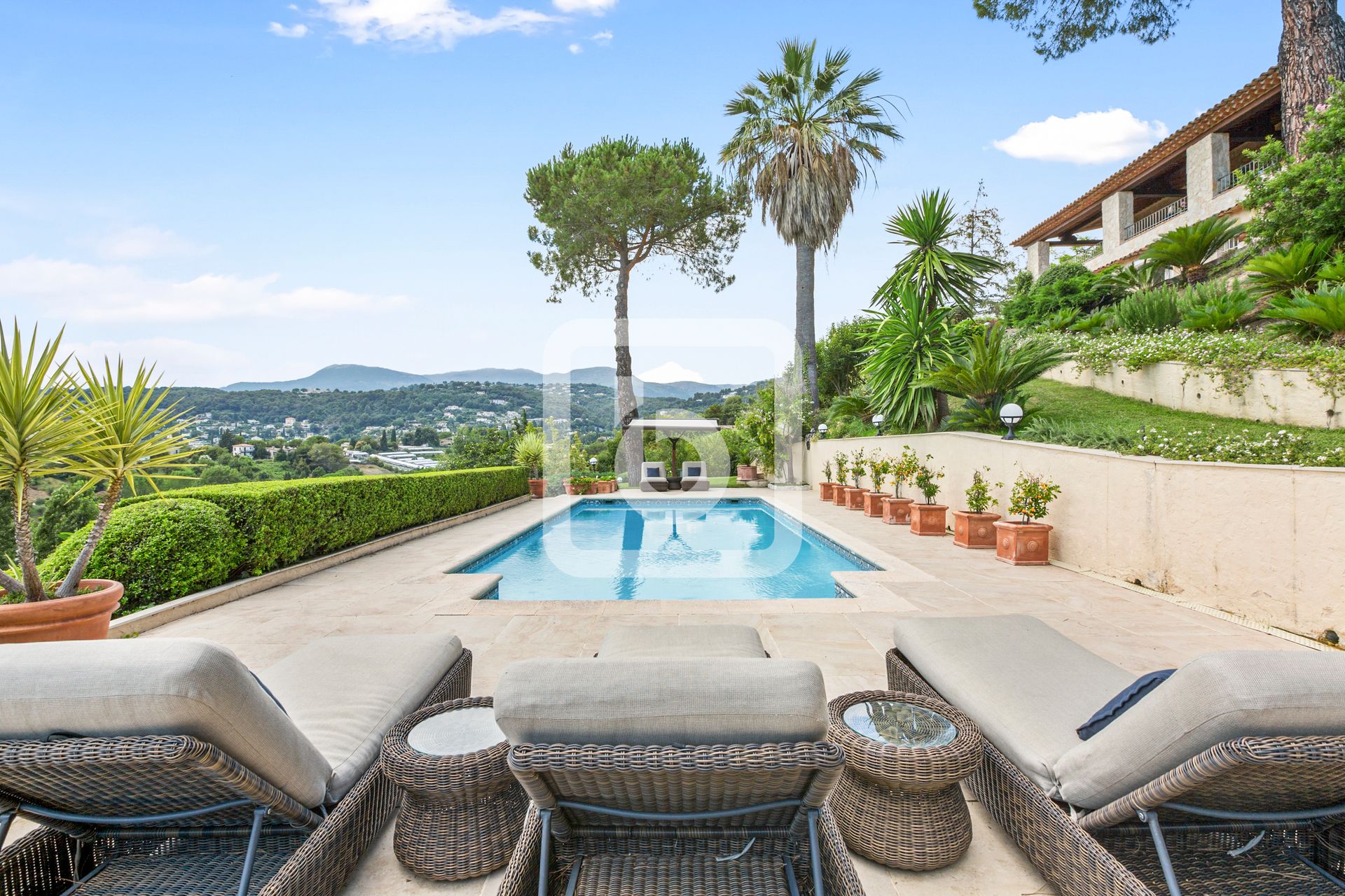 casa no Saint Paul De Vence, Provence-Alpes-Cote D'azur 10049098