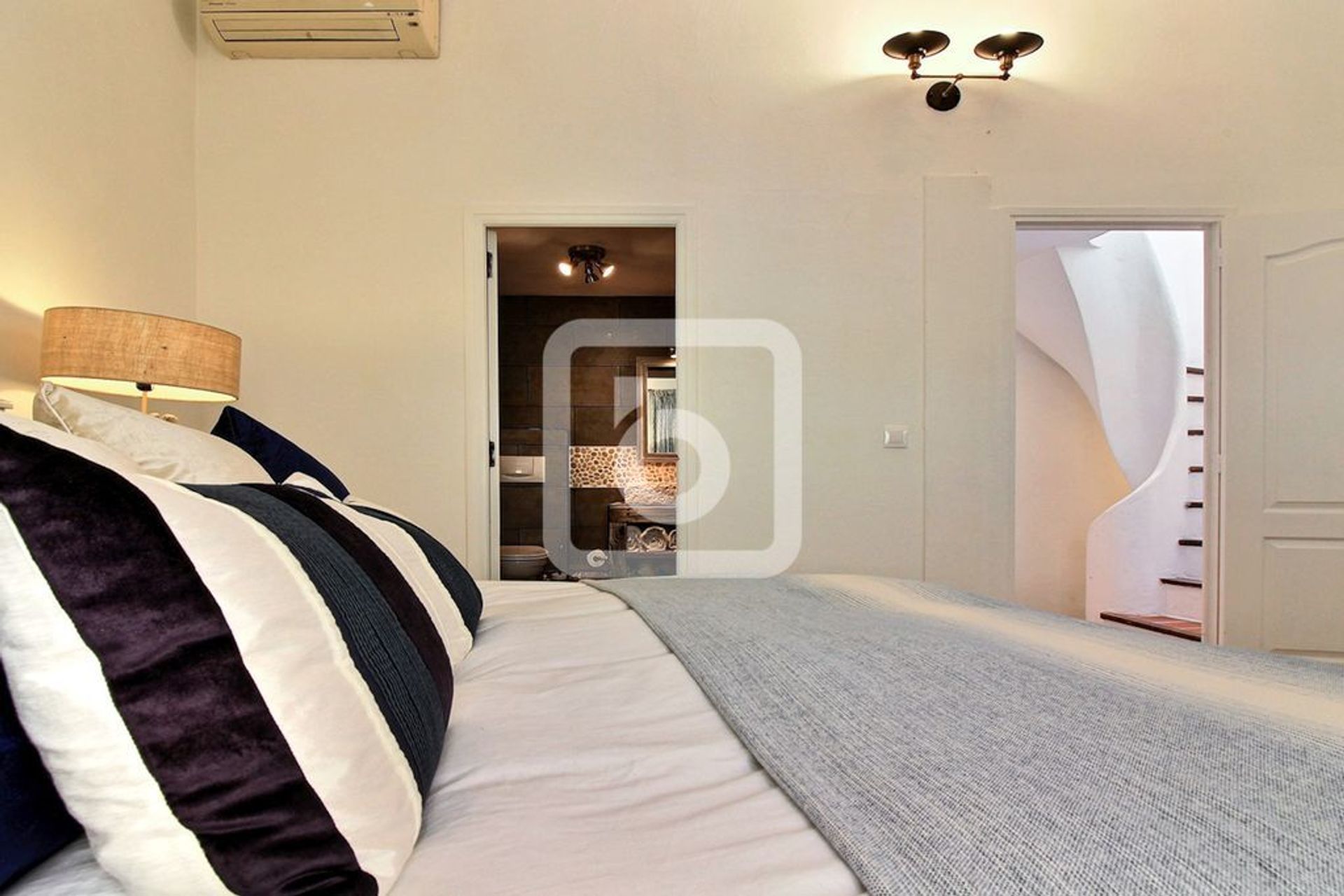 Hus i Antibes, Provence-Alpes-Cote D'azur 10049135