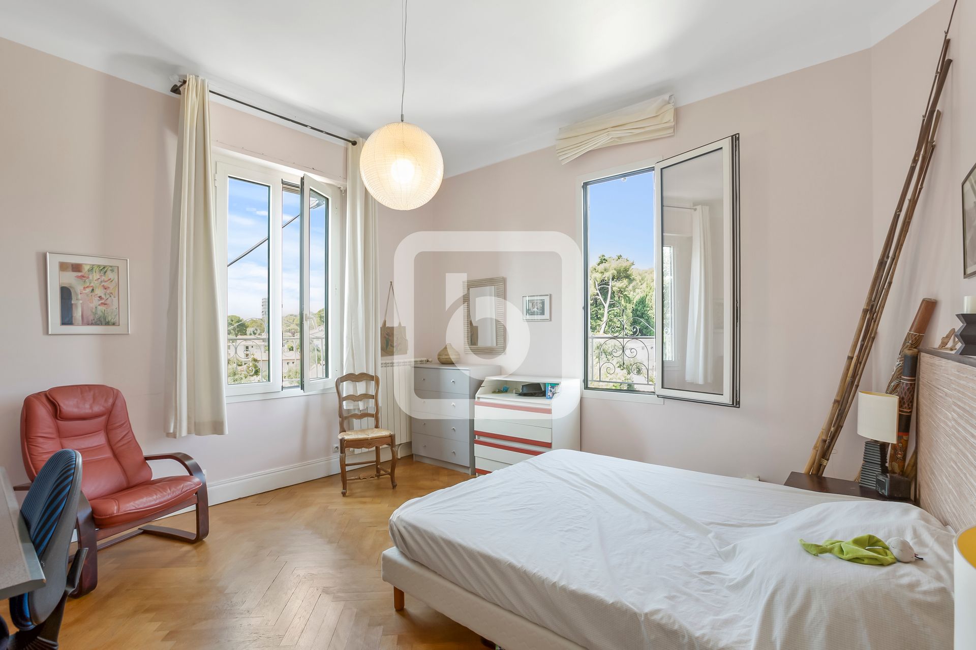 rumah dalam Cagnes Sur Mer, Provence-Alpes-Cote D'azur 10049147