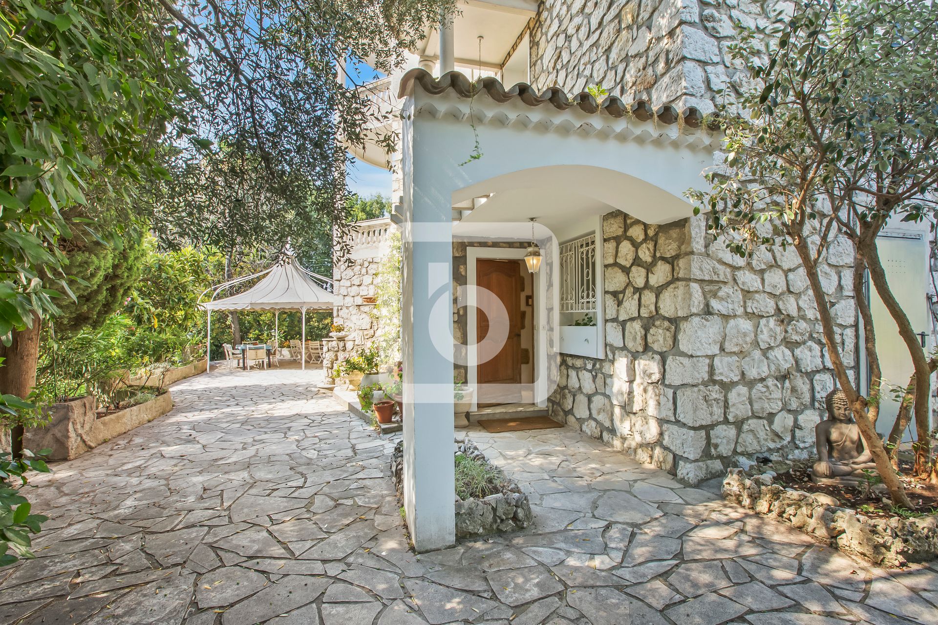 Rumah di Cagnes Sur Mer, Provence-Alpes-Cote D'azur 10049147