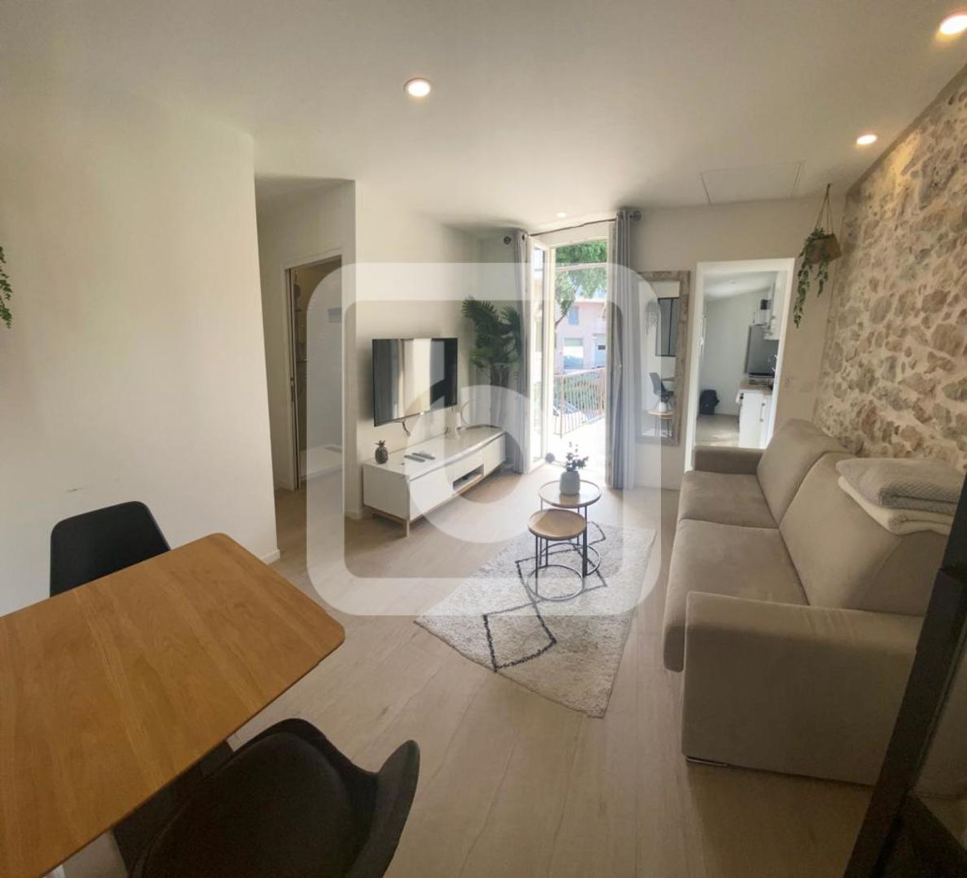 Condominium in Plaine de la Brague, Provence-Alpes-Cote d'Azur 10049153