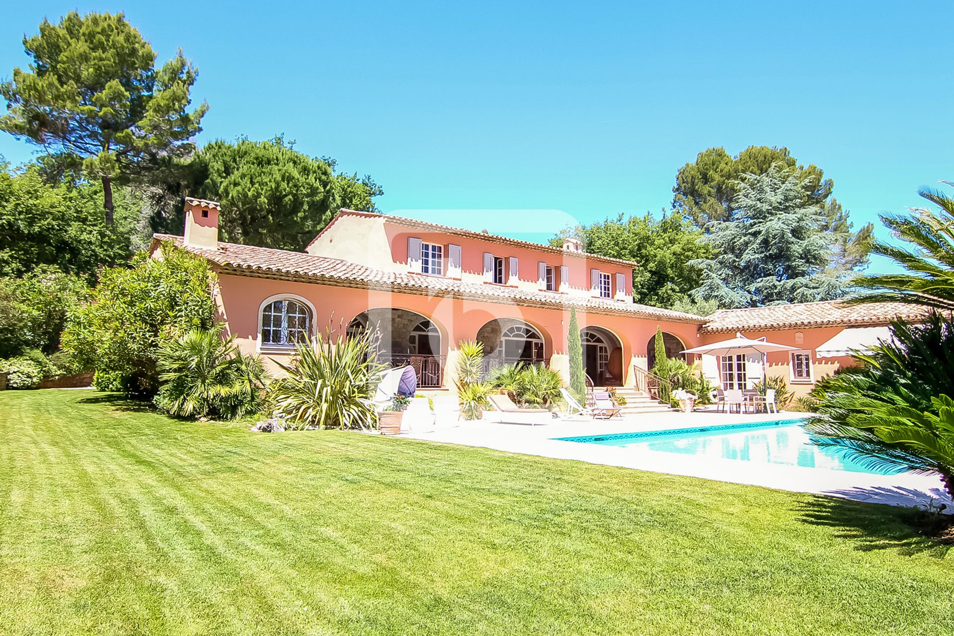 casa no Valbonne, Provença-Alpes-Costa Azul 10049173