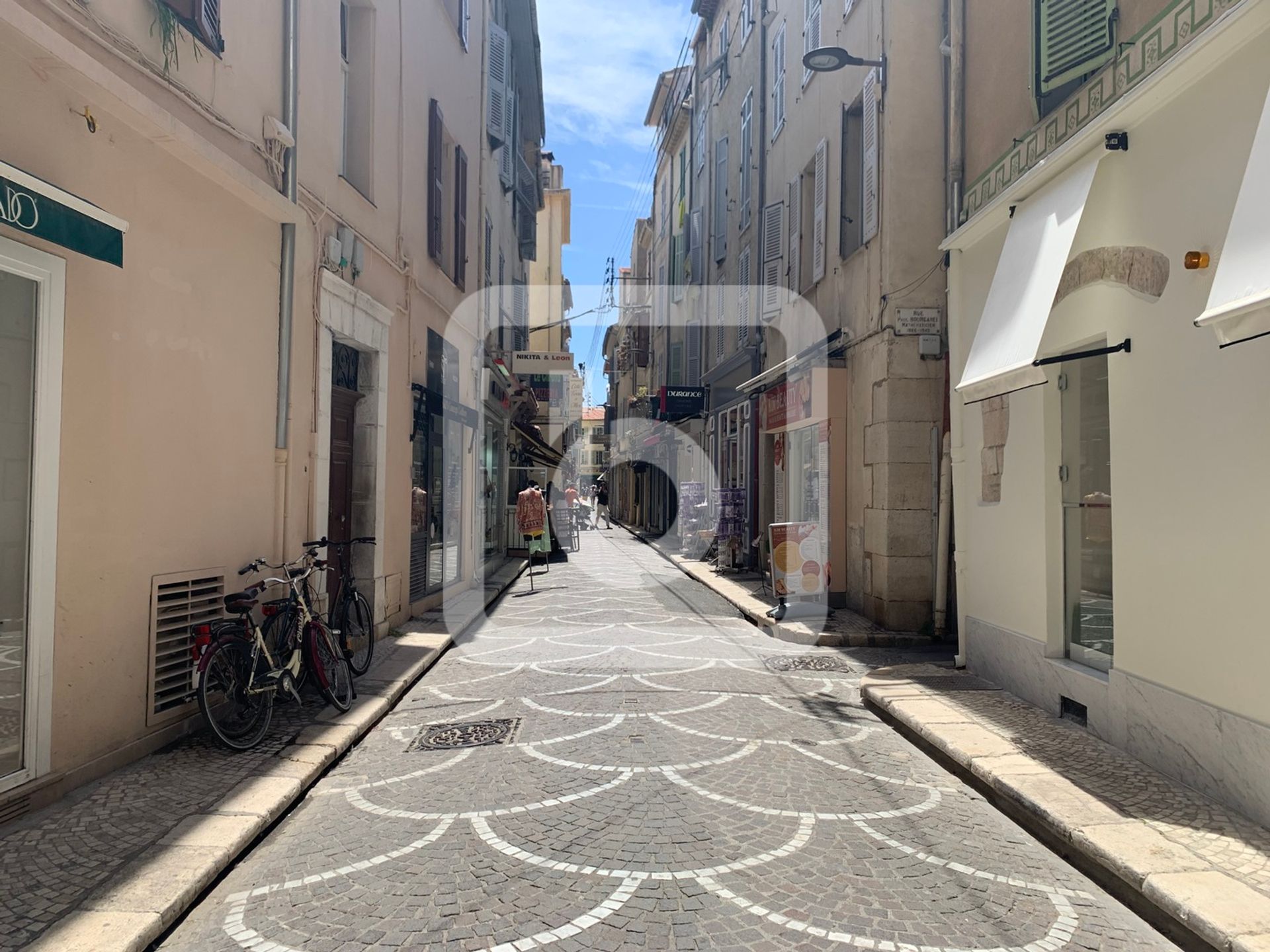 Muu sisään Antibes, Provence-Alpes-Cote D'azur 10049186