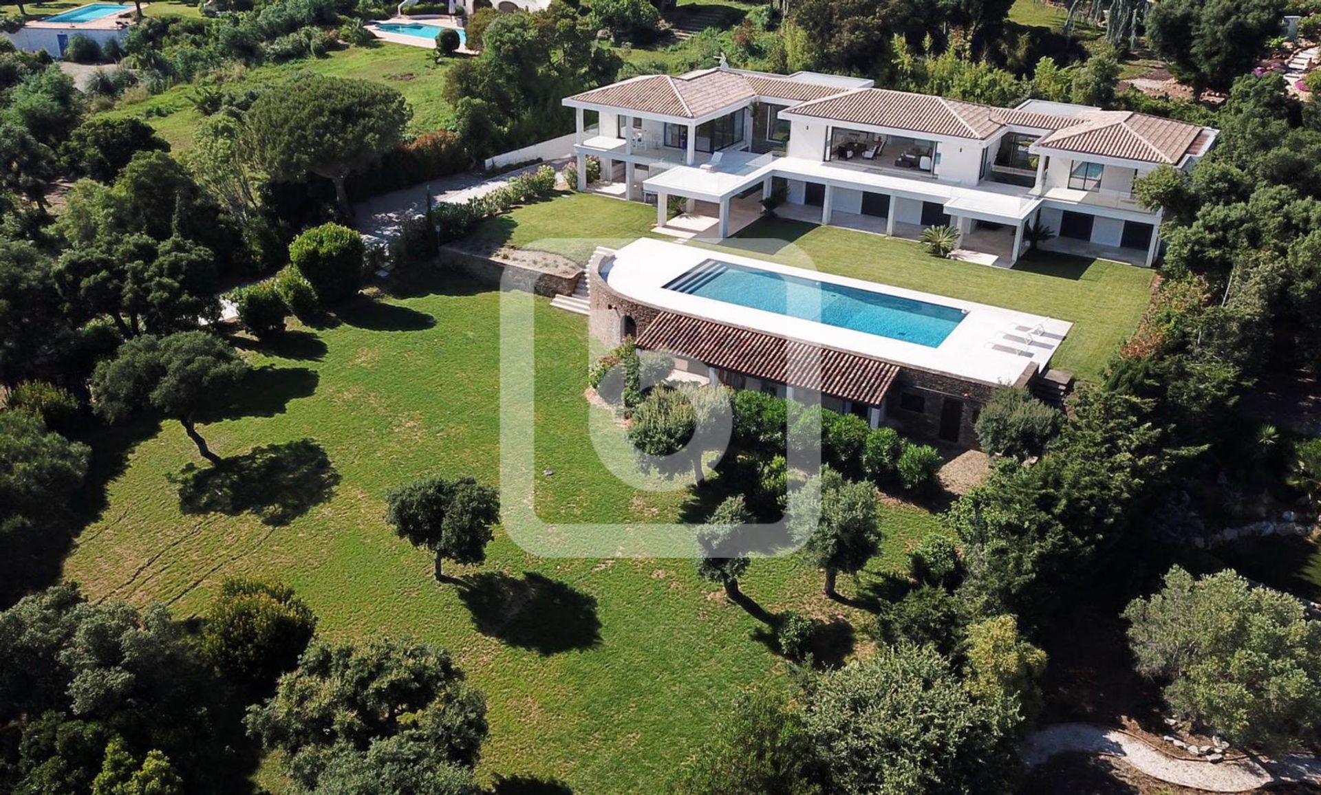 casa en Grimaud, Provenza-Alpes-Costa Azul 10049187