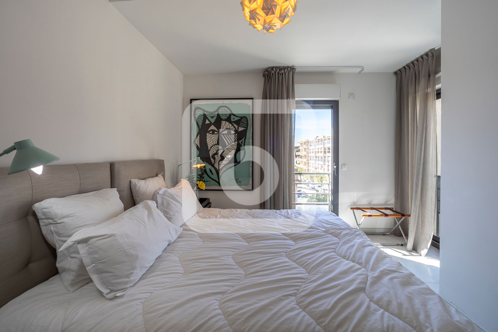 Condominium dans Antibes, Provence-Alpes-Cote D'azur 10049217