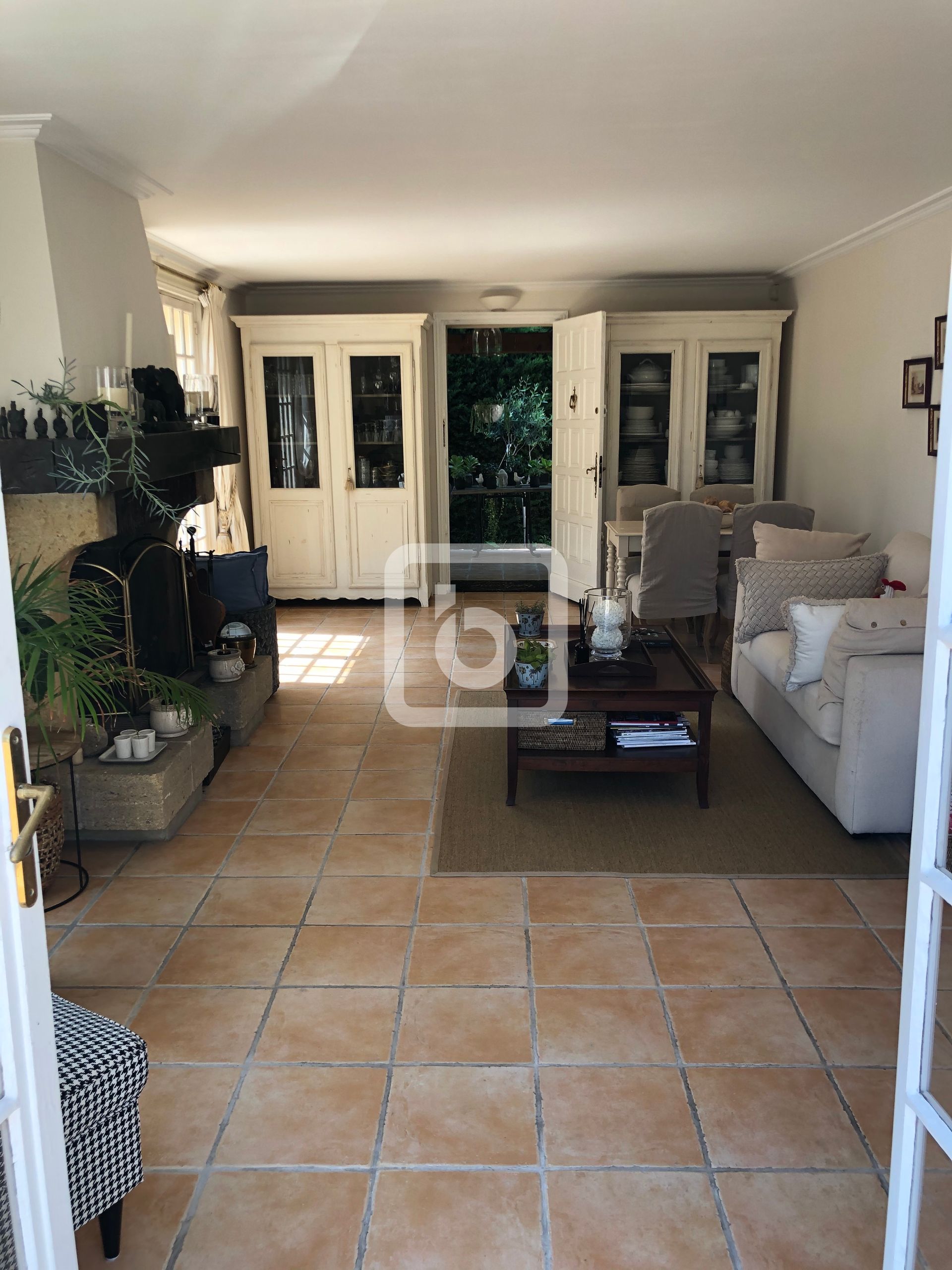 rumah dalam Nice, Provence-Alpes-Cote D'azur 10049229