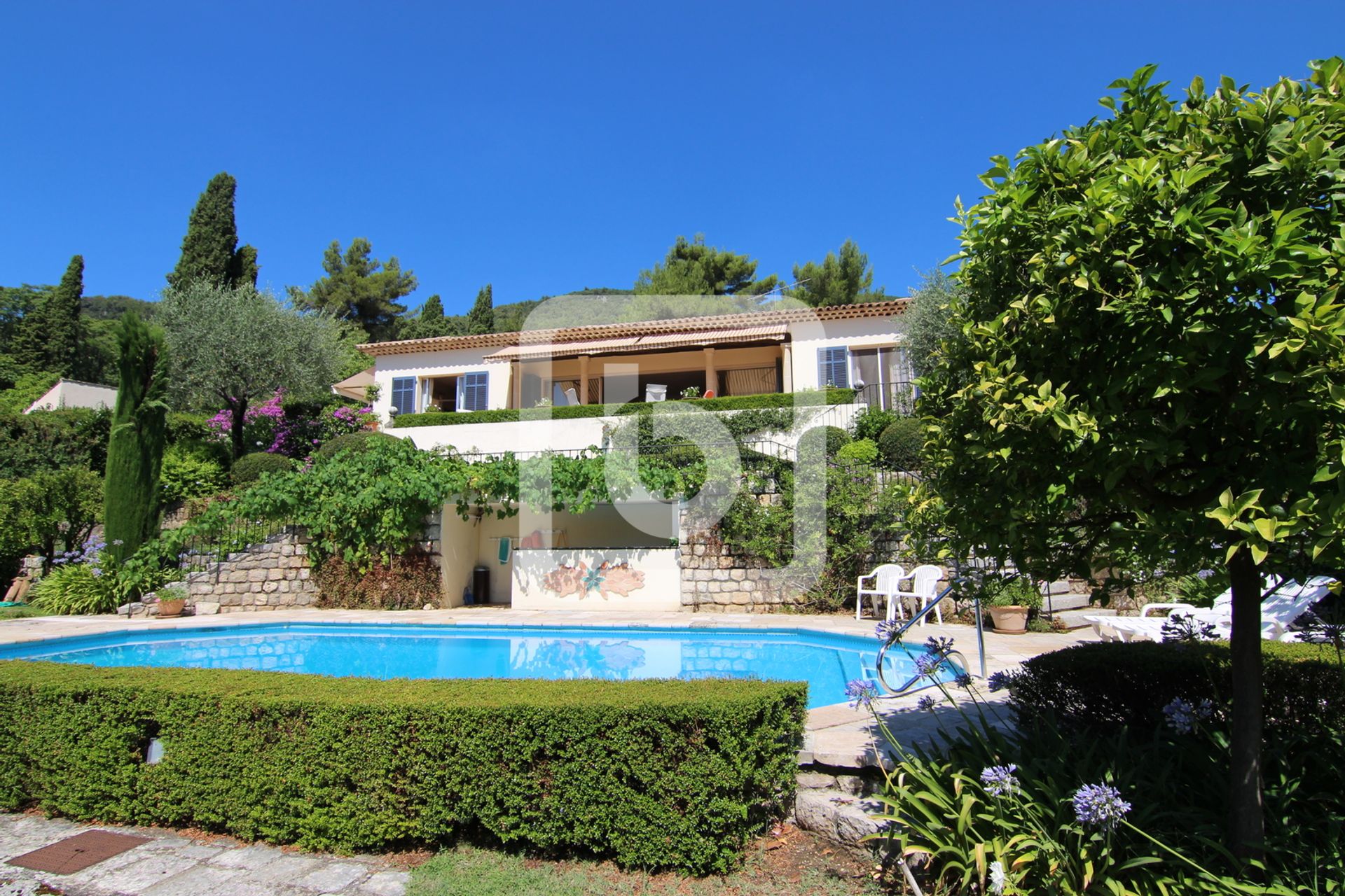 rumah dalam Grasse, Provence-Alpes-Cote D'azur 10049280