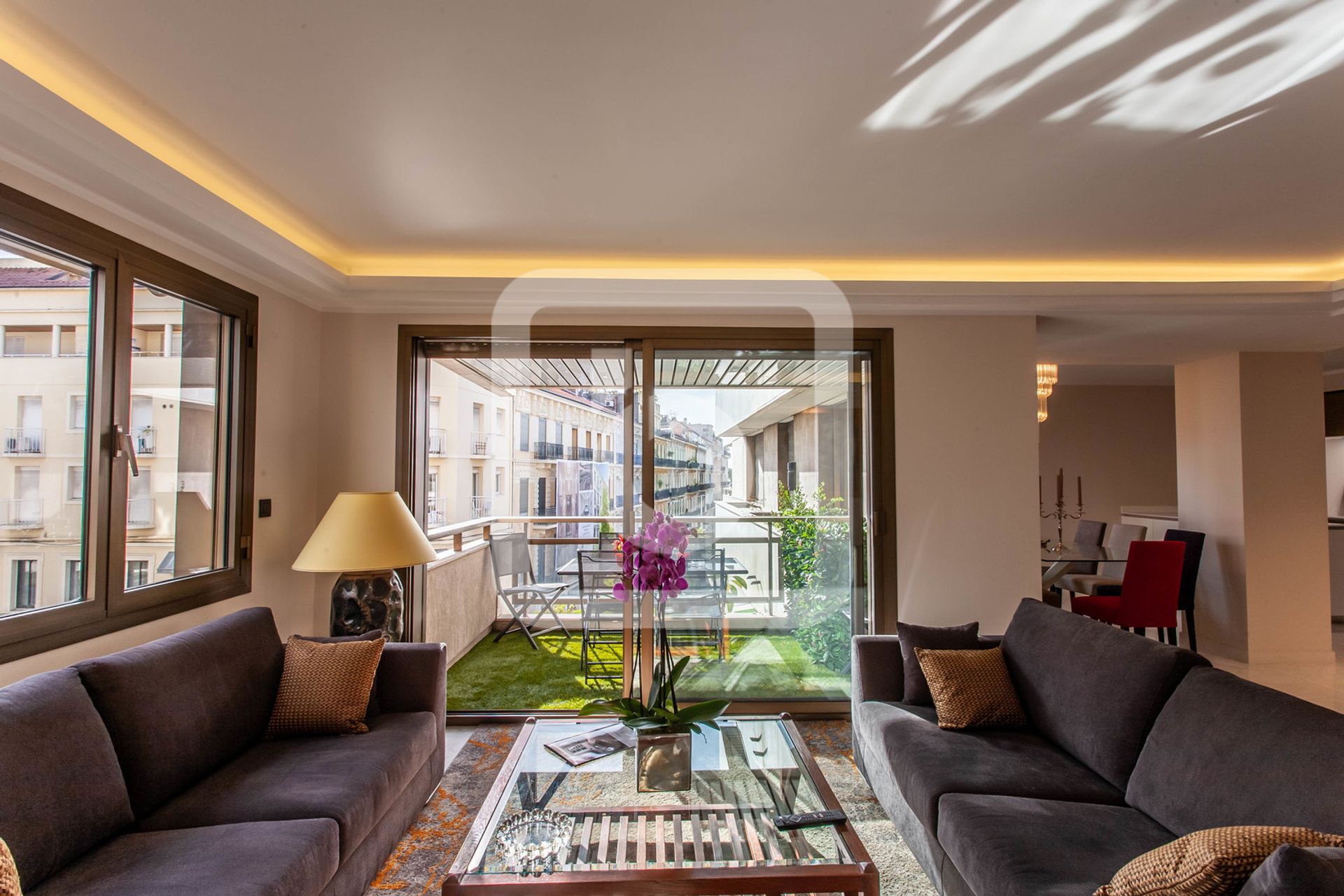 Condominium in Cannes, Provence-Alpes-Cote D'azur 10049297