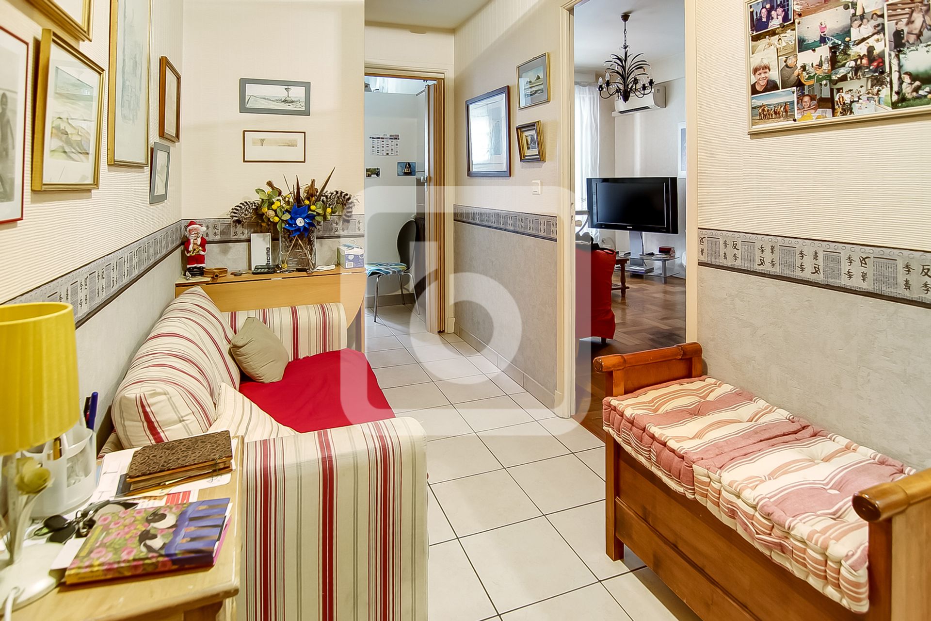 Condominium in Nice, Provence-Alpes-Cote D'azur 10049317