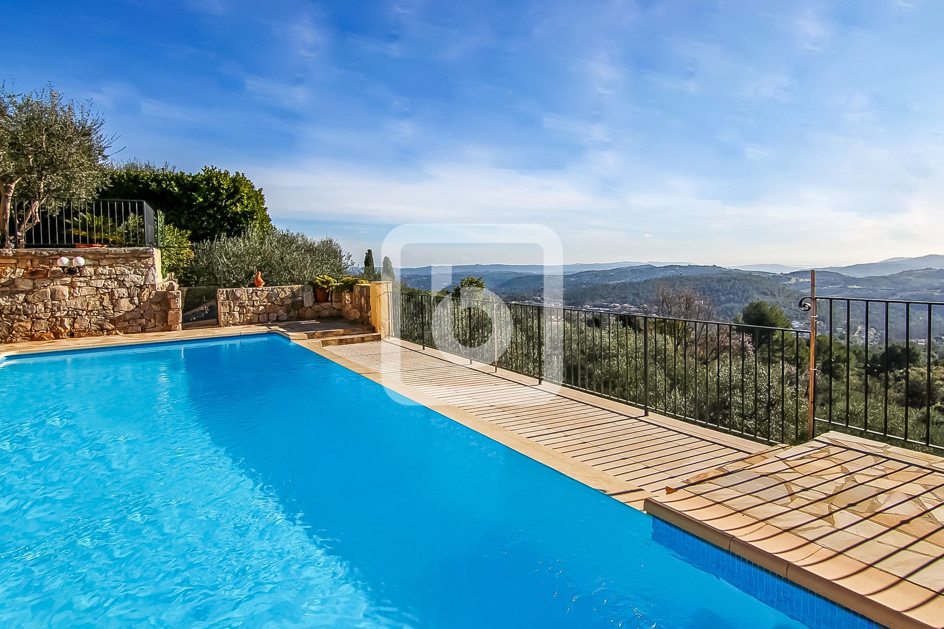 casa no Le Tignet, Provence-Alpes-Cote D'azur 10049327