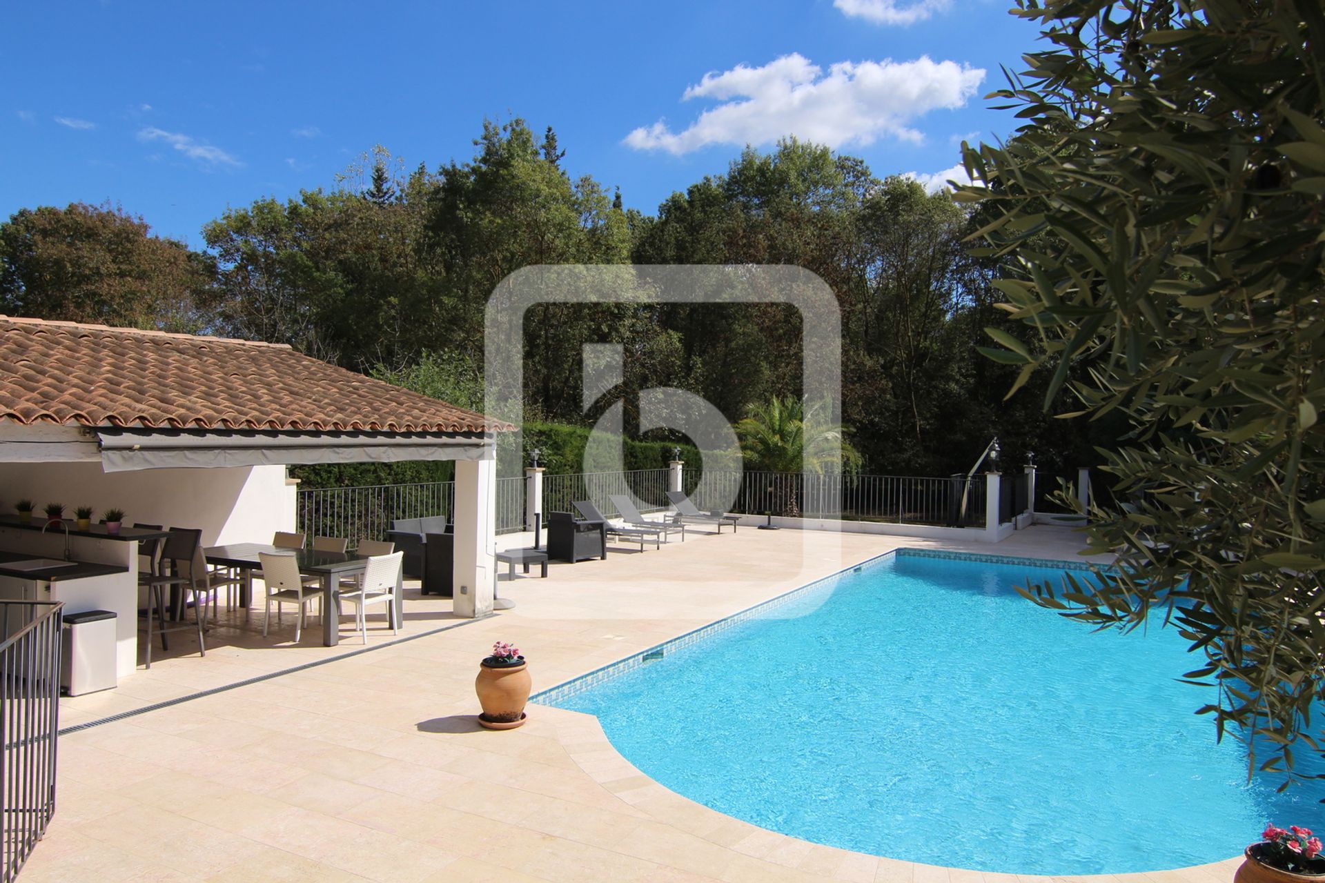 casa no Chateauneuf Grasse, Provence-Alpes-Cote D'azur 10049349