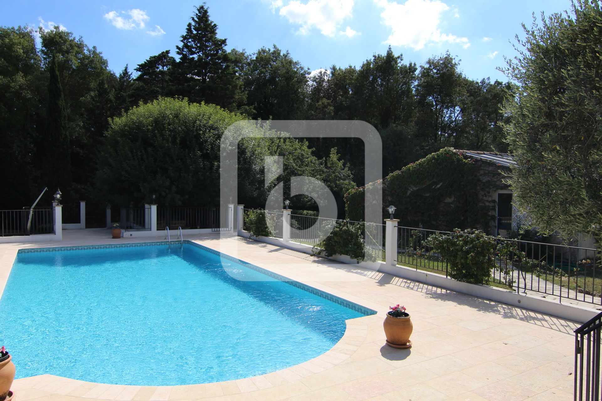 casa no Chateauneuf Grasse, Provence-Alpes-Cote D'azur 10049349