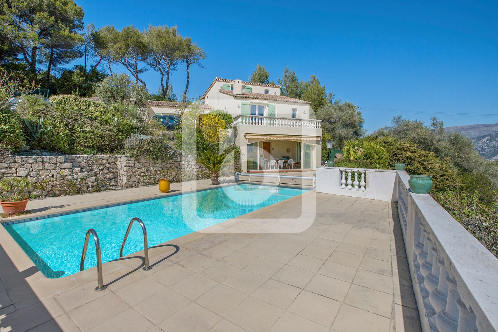 casa en Villefranche-sur-Mer, Provenza-Alpes-Costa Azul 10049363