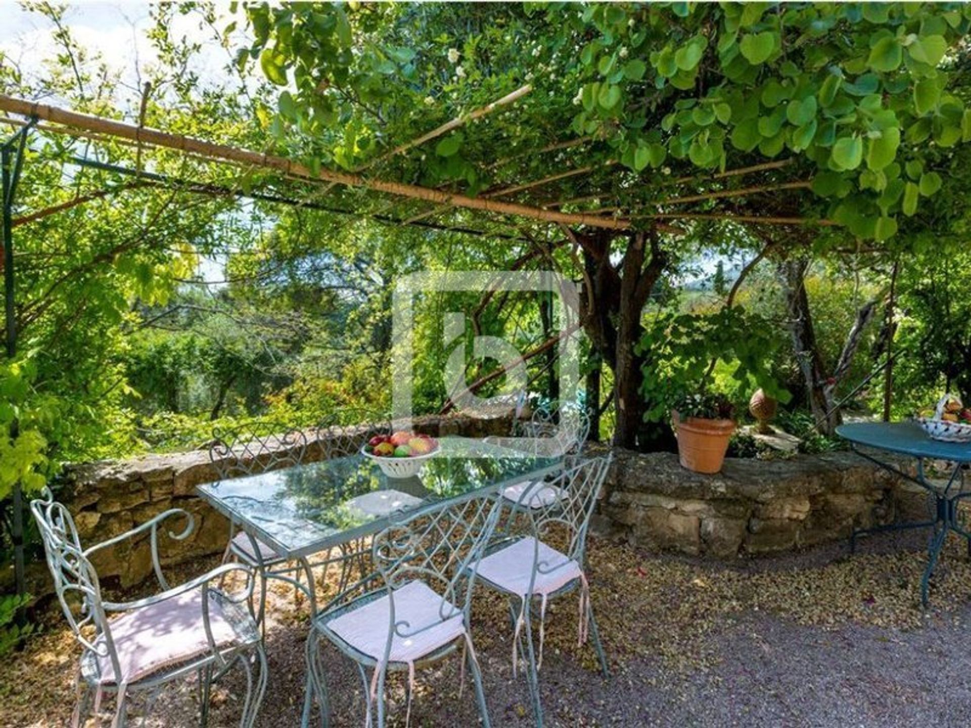 House in Chateauneuf Grasse, Provence-Alpes-Cote D'azur 10049493