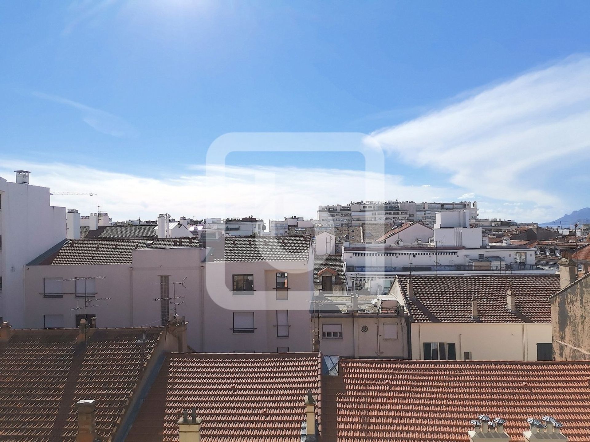 Condominium in Cannes, Provence-Alpes-Cote D'azur 10049533