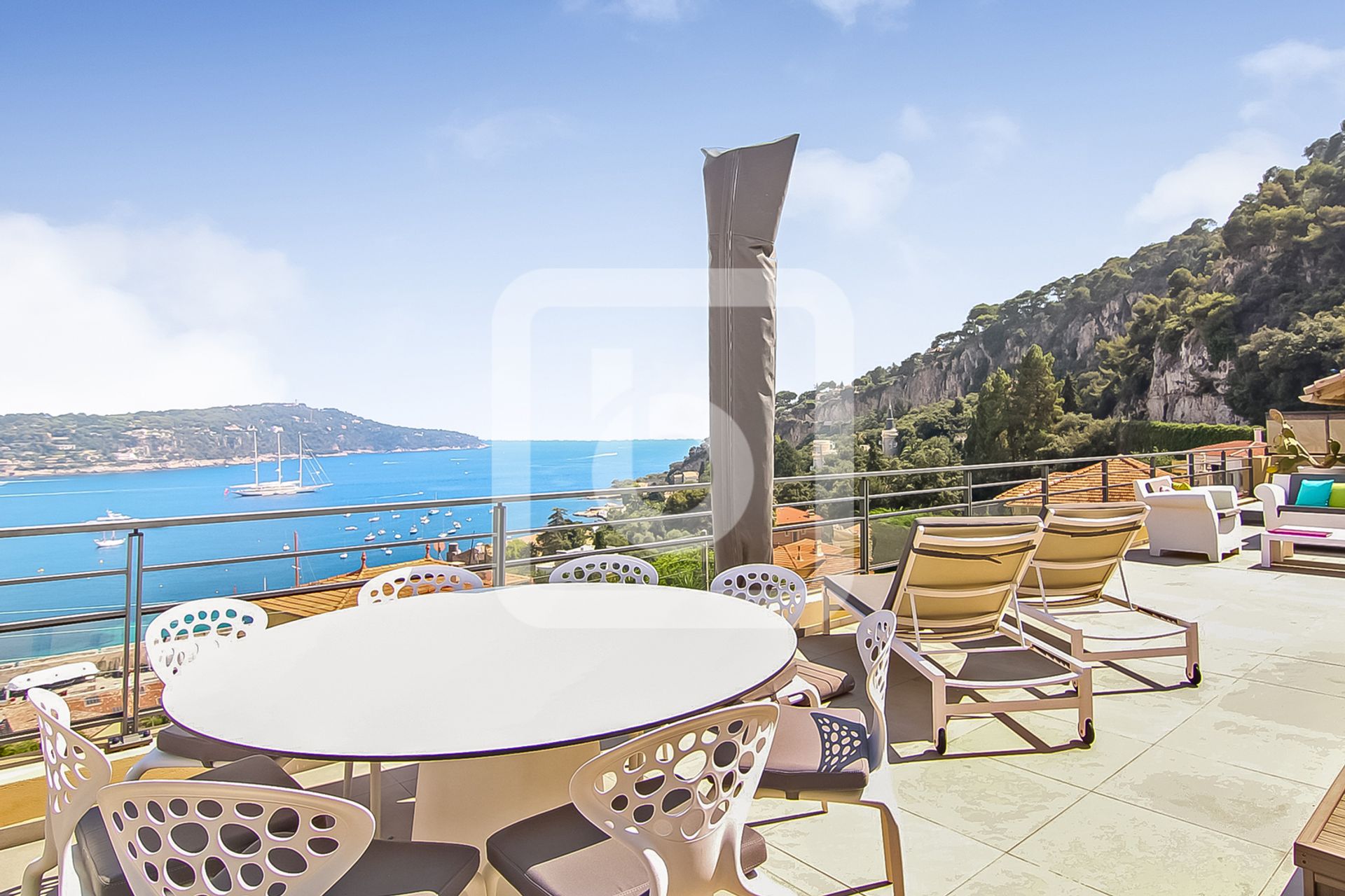 Dom w Villefranche Sur Mer, Provence-Alpes-Cote D'azur 10049608