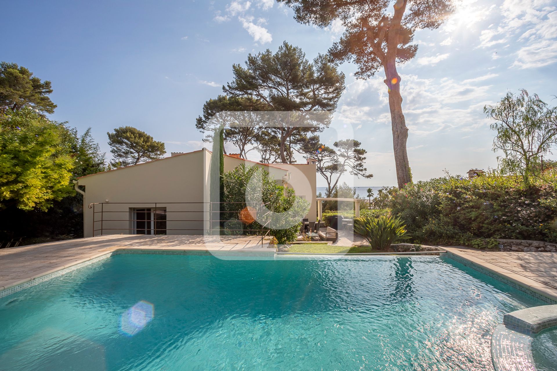 Casa nel Cap d'Antibes, Provence-Alpes-Cote D'azur 10049658