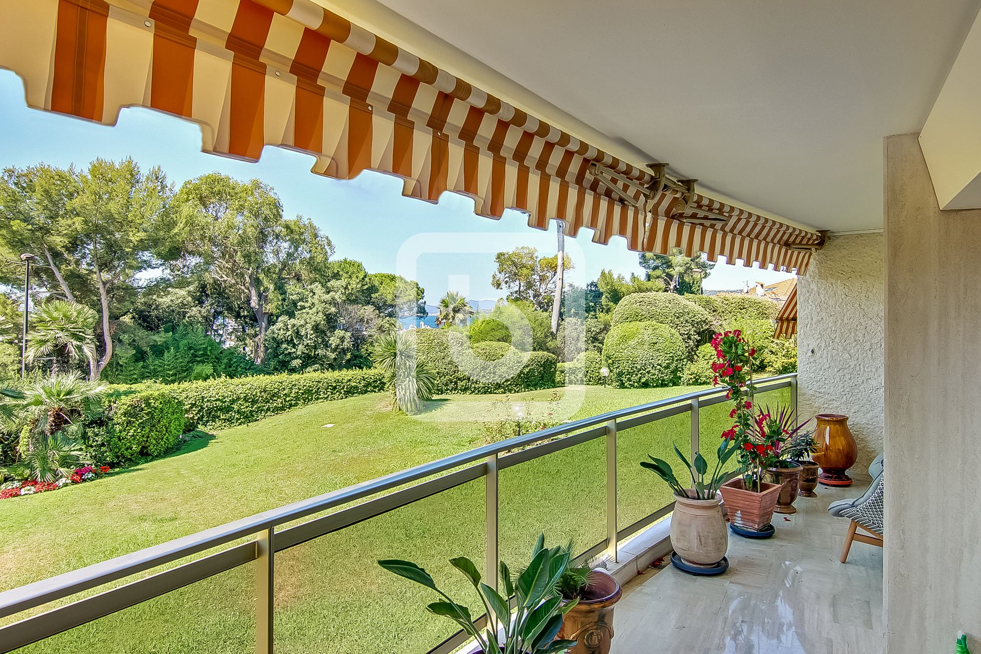 Condominium dans Cap D'antibes, Provence-Alpes-Cote D'azur 10049676