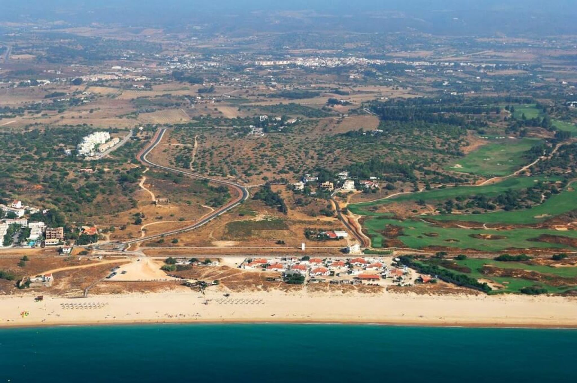 Terra no Meia Praia, Algarve 10049677