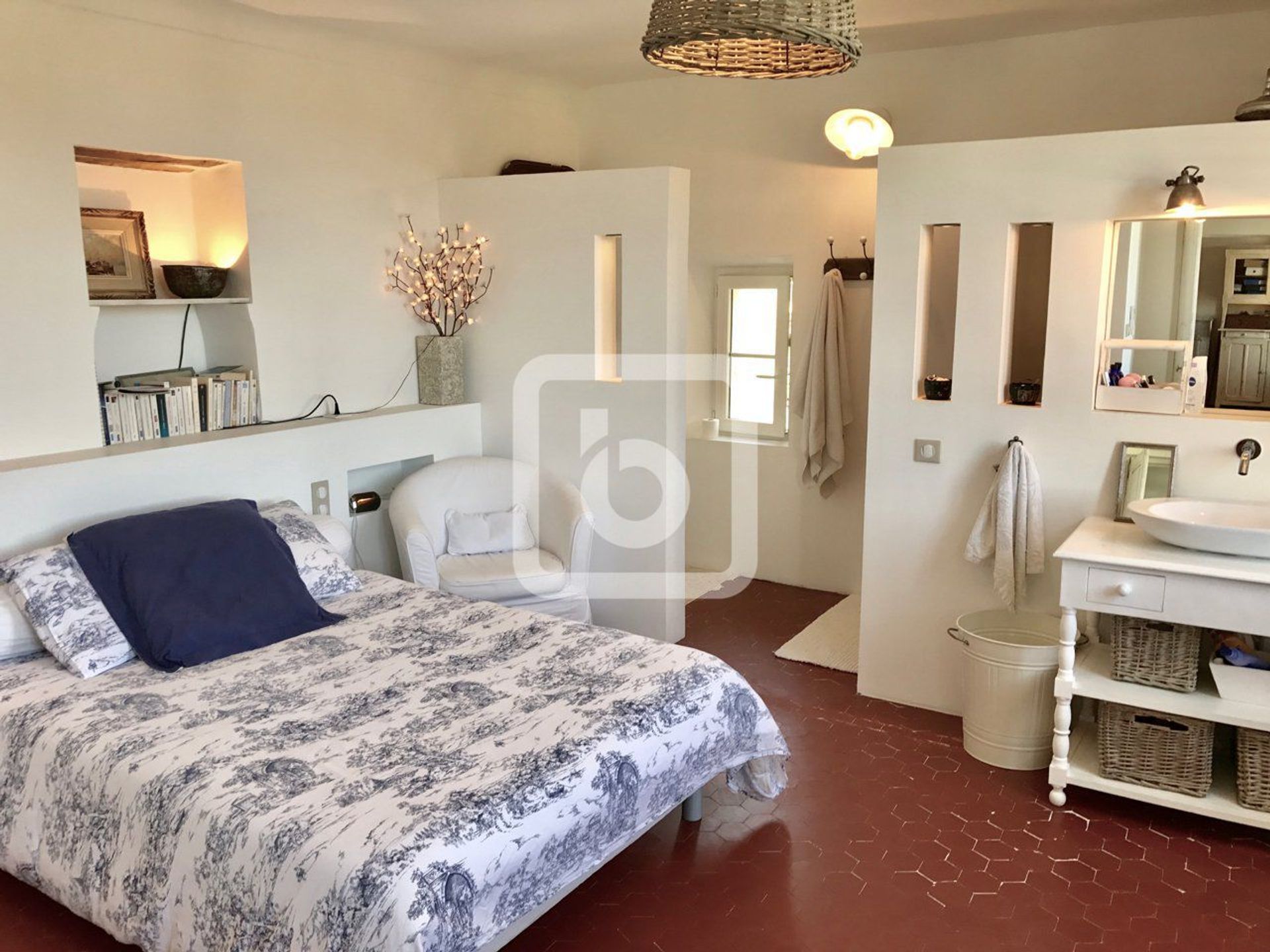 Haus im Le Rouret, Provence-Alpes-Cote D'azur 10049709