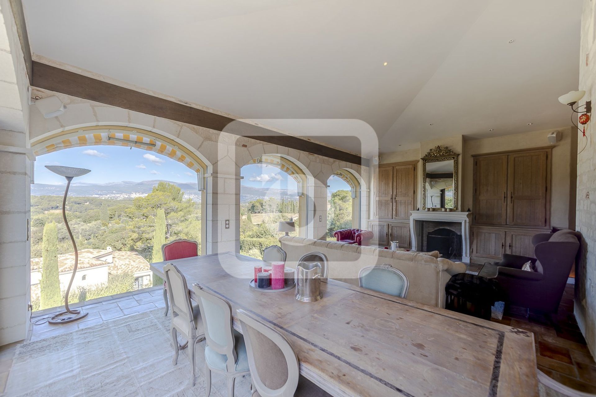 Rumah di Mougins, Provence-Alpes-Cote D'azur 10049720