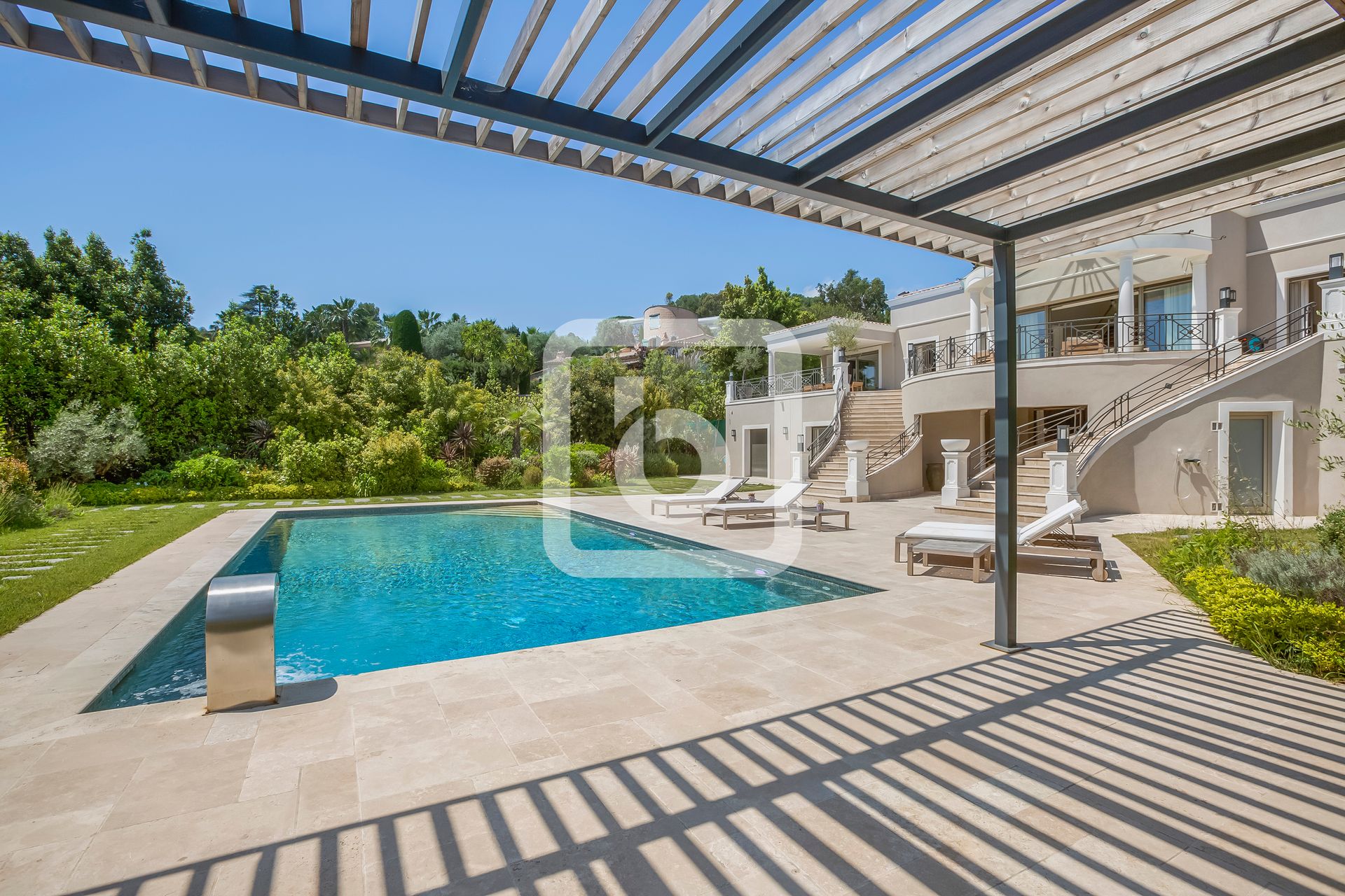 Huis in Mougins, Provence-Alpes-Côte d'Azur 10049721