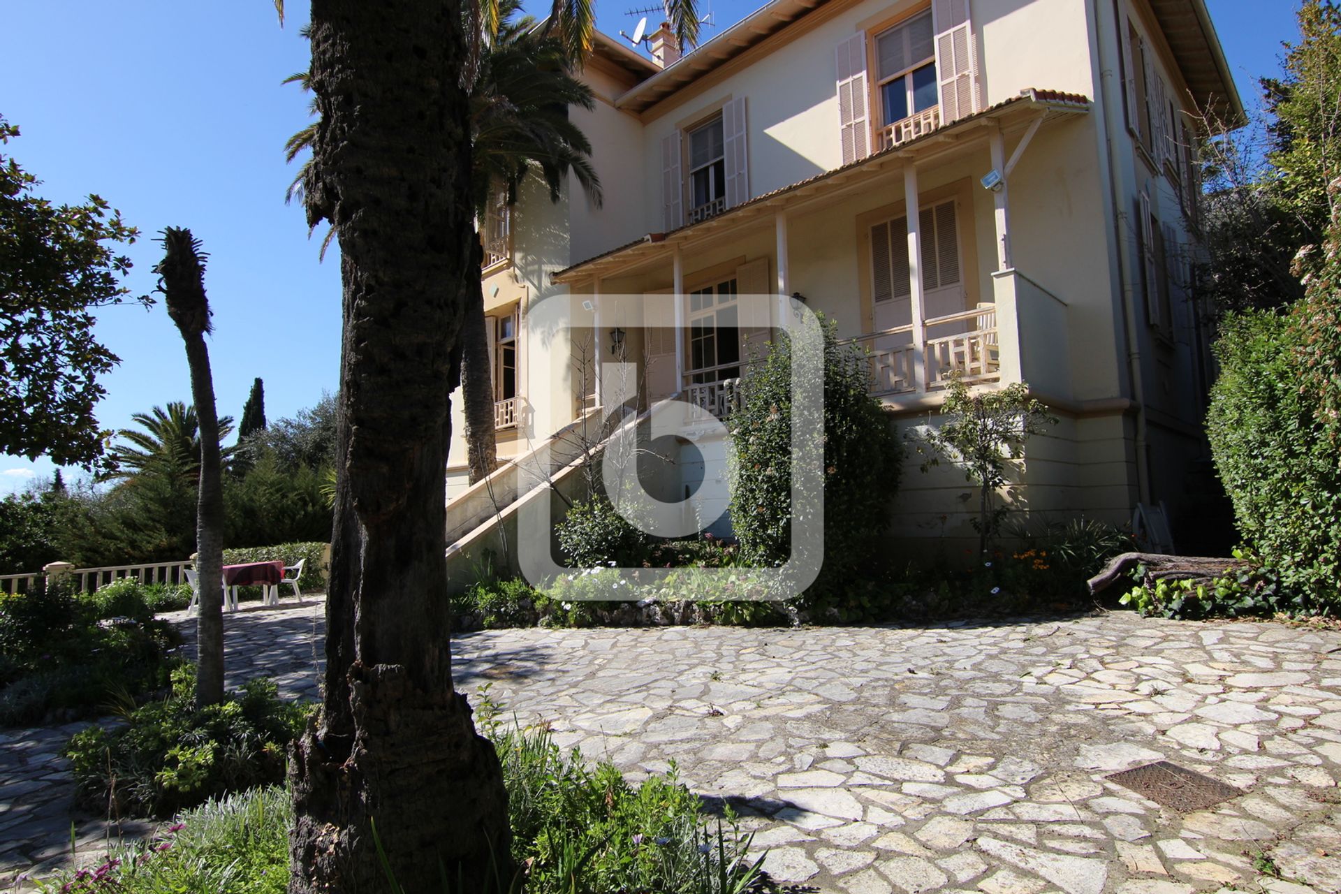 Hus i Vence, Provence-Alpes-Cote D'azur 10049725